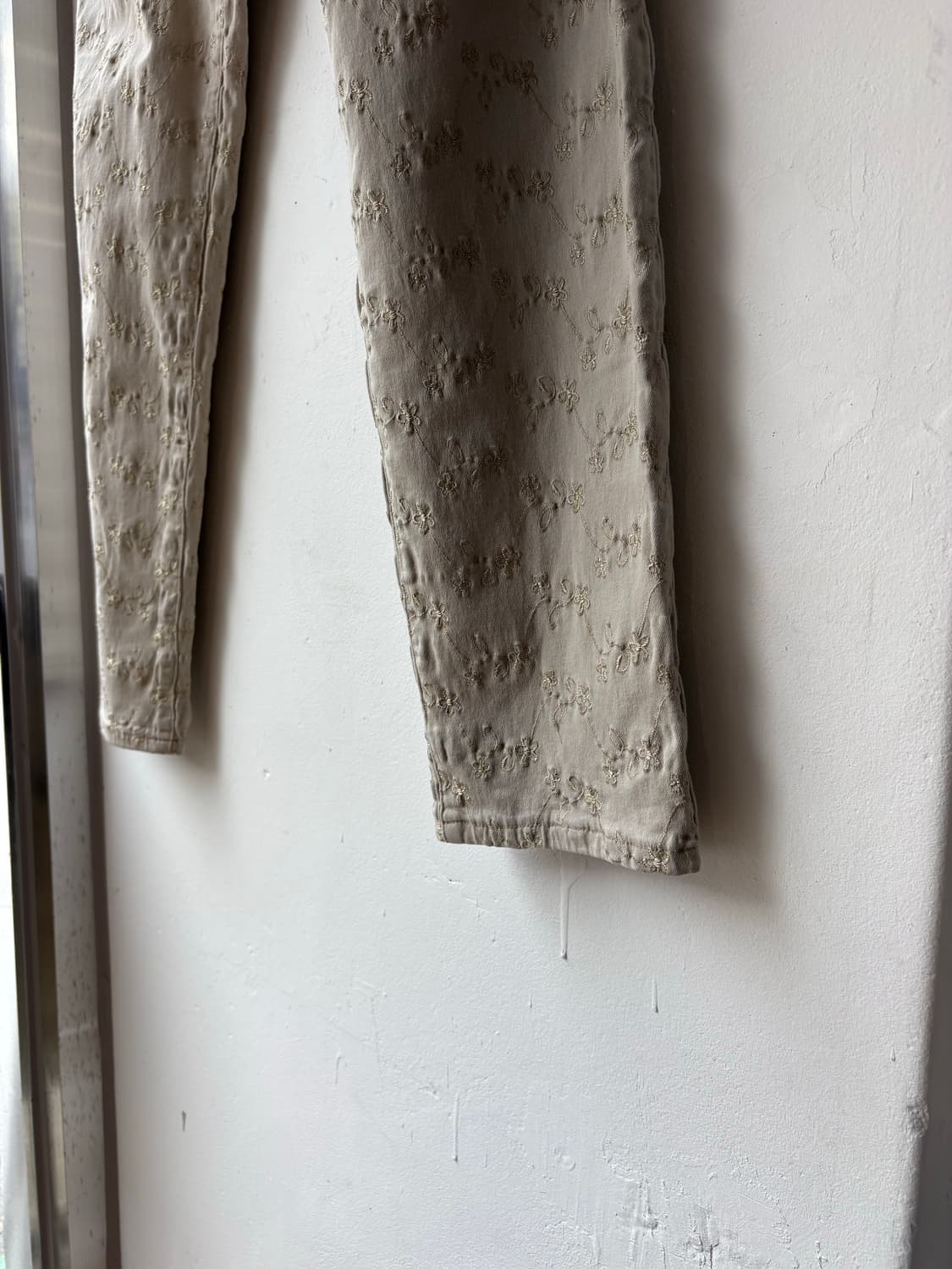90s Versace Jeans Couture flower 팬츠 상품이미지6