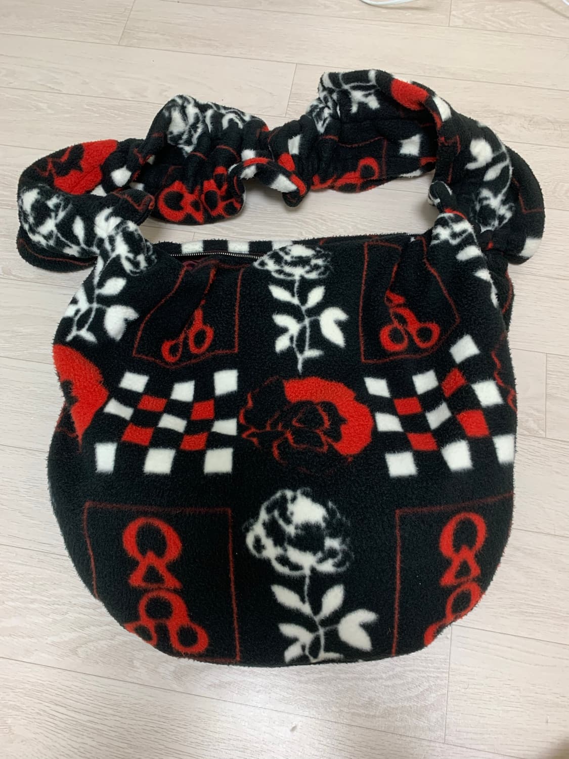 초포바 로위나 black&red bag 상품이미지3