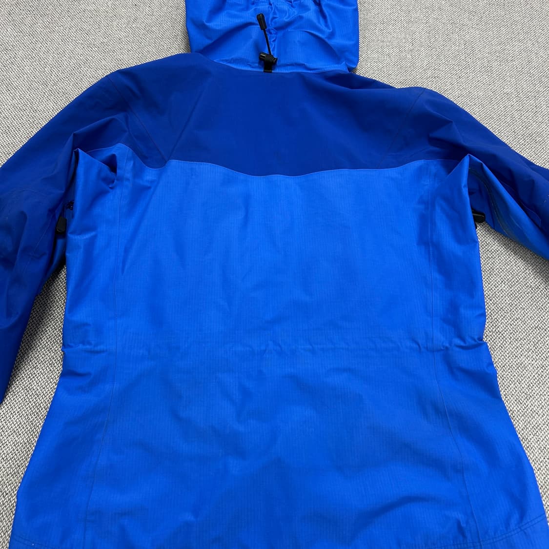 아크테릭스 우먼스 90s 알파SV 고어텍스 자켓(S) 상품이미지9