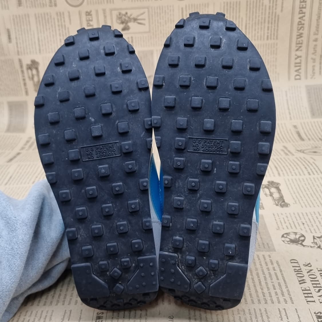 나이키 데이브레이크 흰파 운동화235 상품이미지3