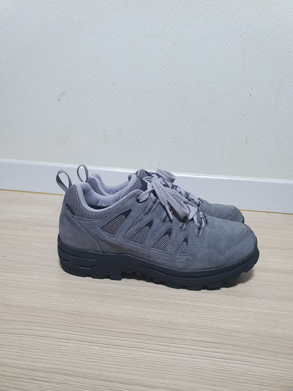 네파 칸네토 트랙션 고어텍스 로우 등산화 270 상품이미지1