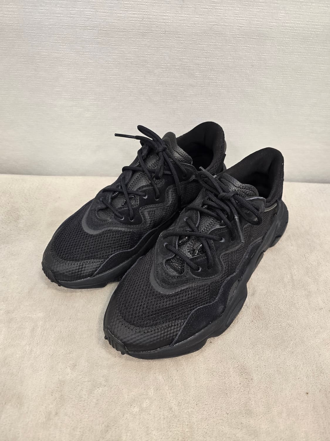 아디다스 오즈위고 런닝화 운동화 블랙 270 상품이미지1