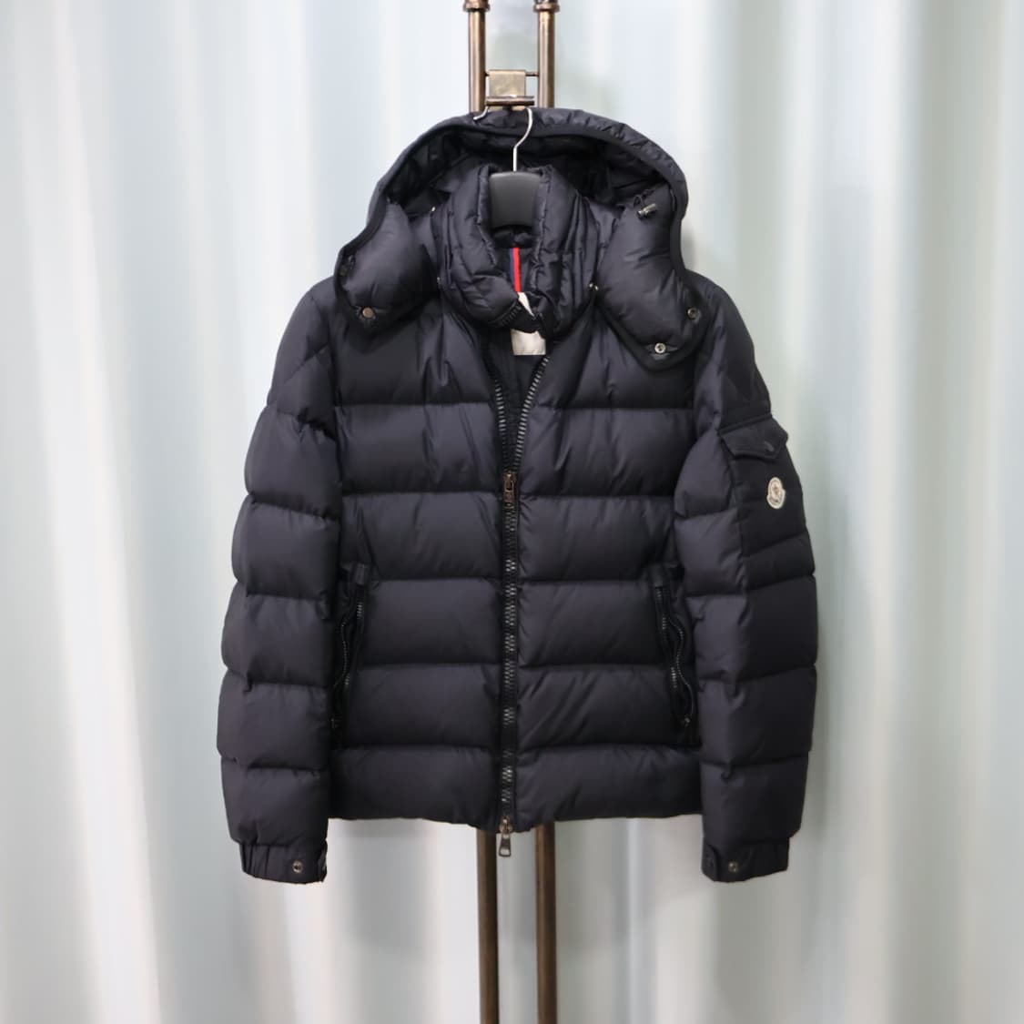 몽클레어 히말라야 블랙 패딩 점퍼 1/95 상품이미지1