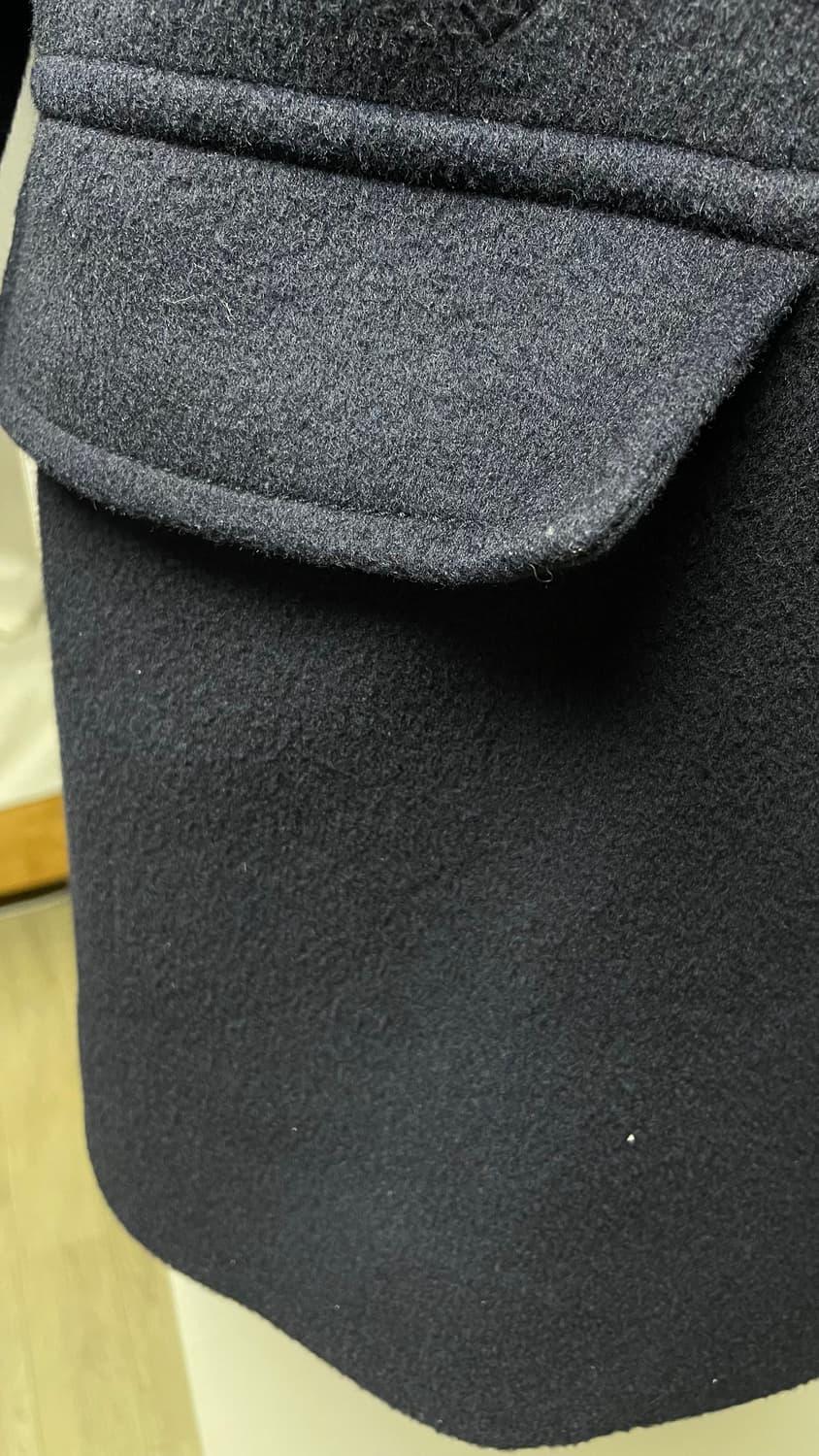 프론트로우 네이비 반코트 팝니다! 상품이미지7