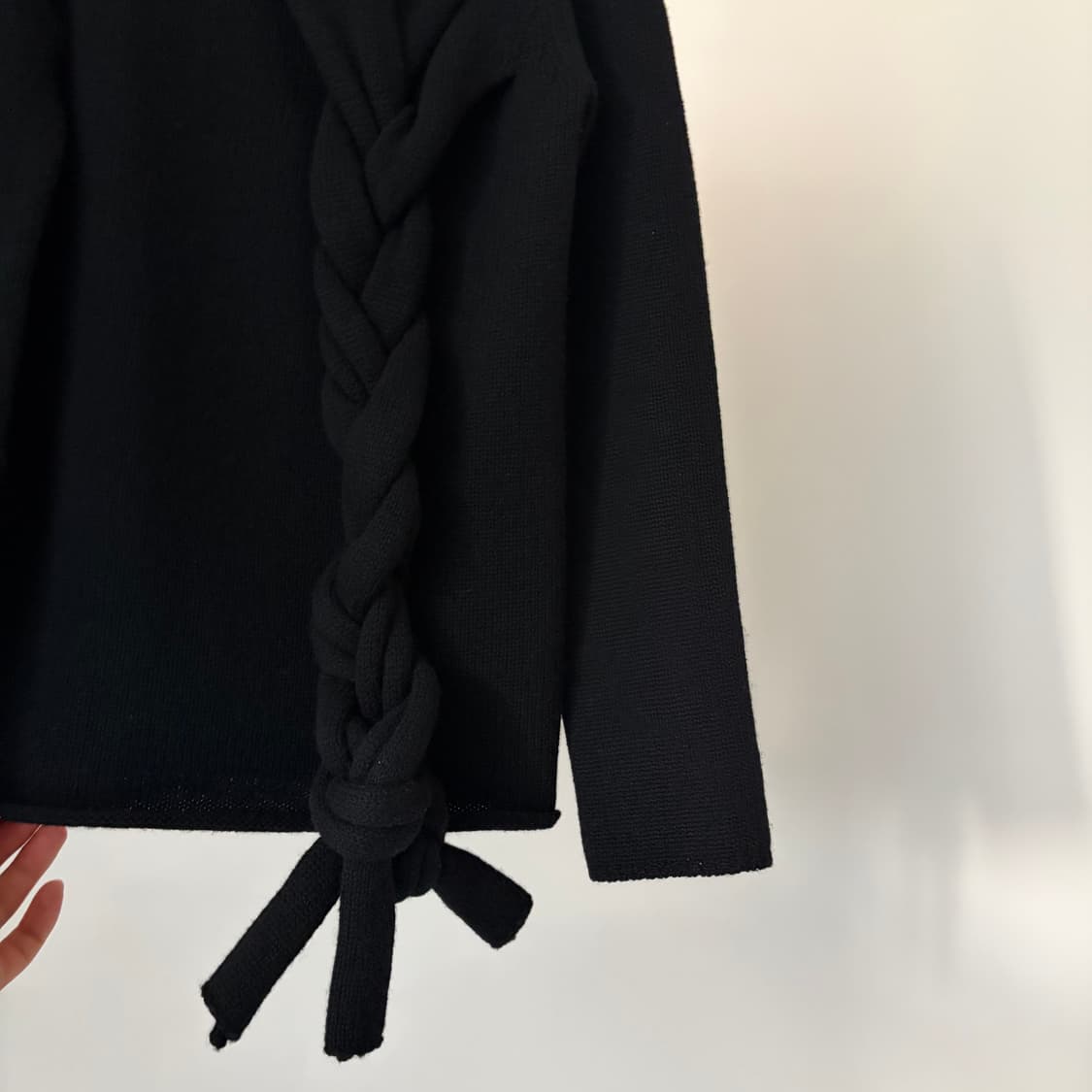 Sculptural Braided Rope Knit 상품이미지3