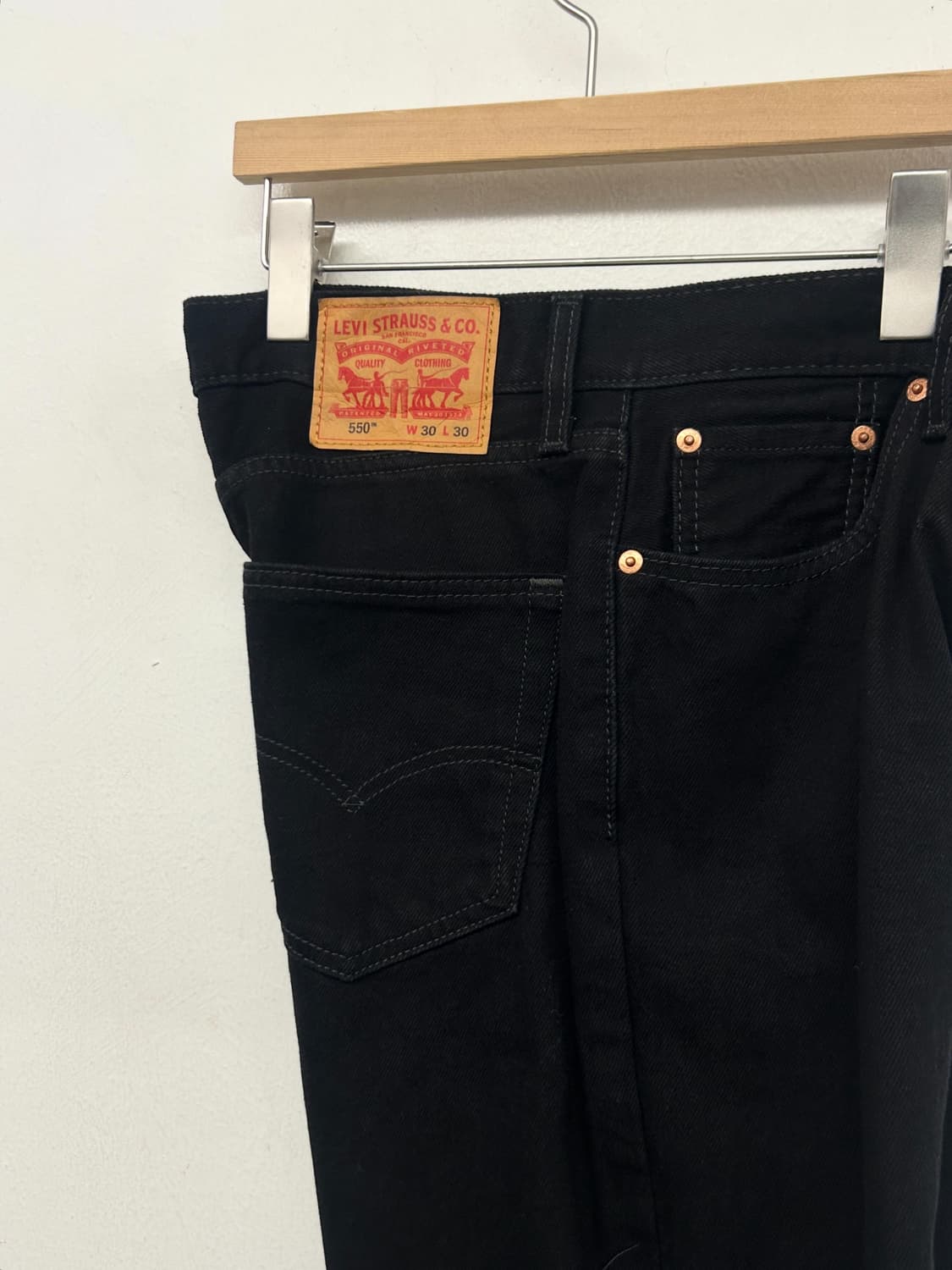리바이스 550 블랙진 블랙데님 상품이미지2