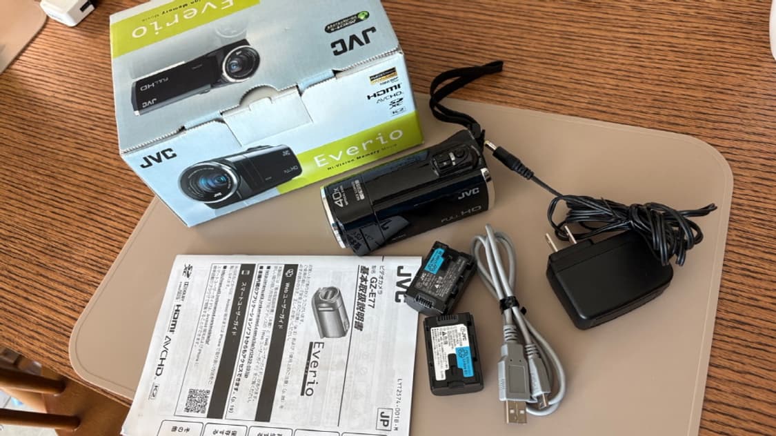 JVC 신품급 카리나 빈티지 캠코더 (GZ-E77) 상품이미지1