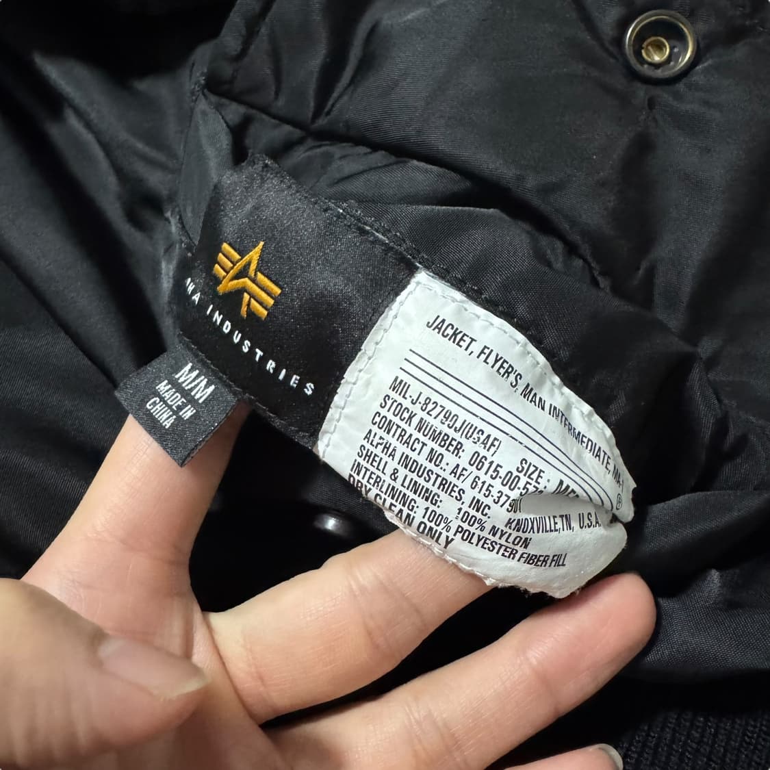 알파인더스트리 MA-1 블랙 그레이 양면 자켓 상품이미지3