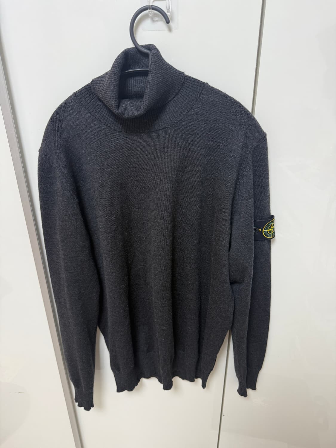 스톤아일랜드 남성 터틀넥 니트 L 상품이미지2