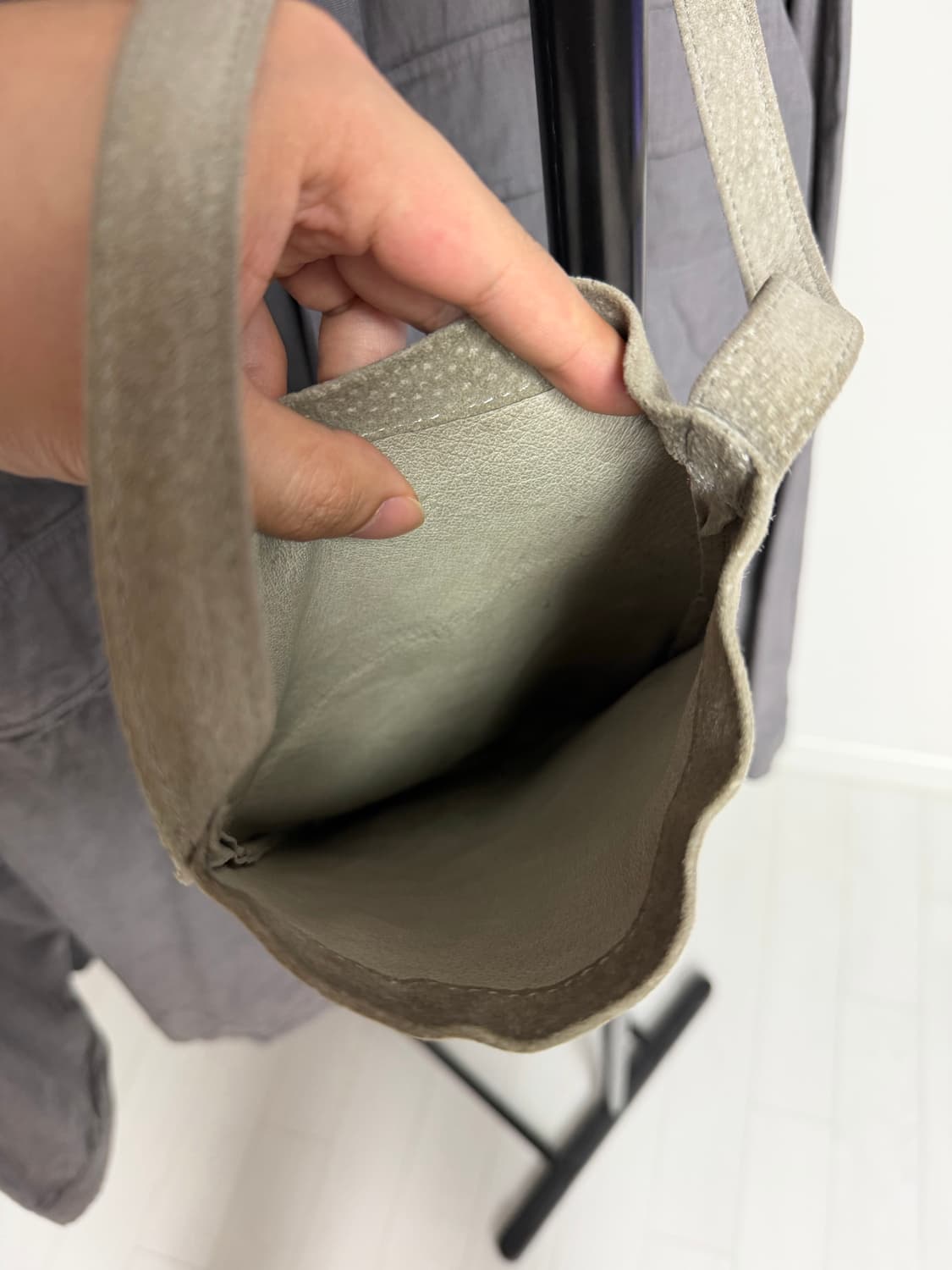 헨더스킴 스웨이드 아티잔 공예 숄더백 From Japan🇯🇵 상품이미지4