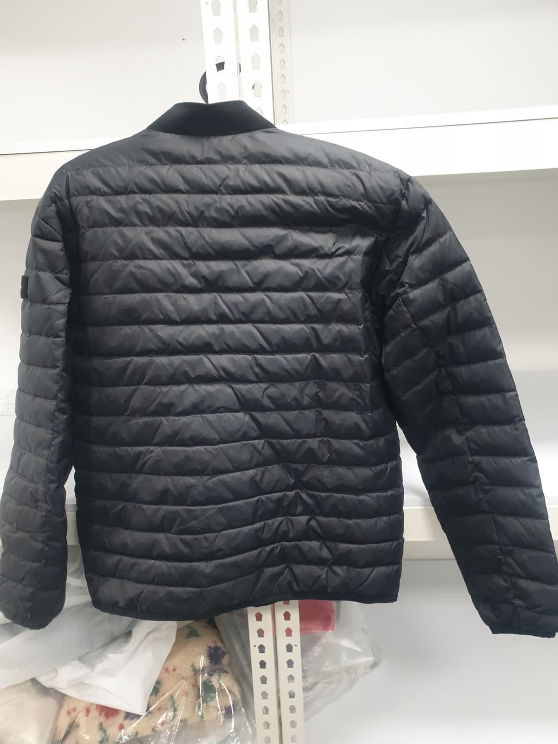 내셔널지오그래픽 정품 오리털경량패딩 사이즈100 팝니다 상품이미지1