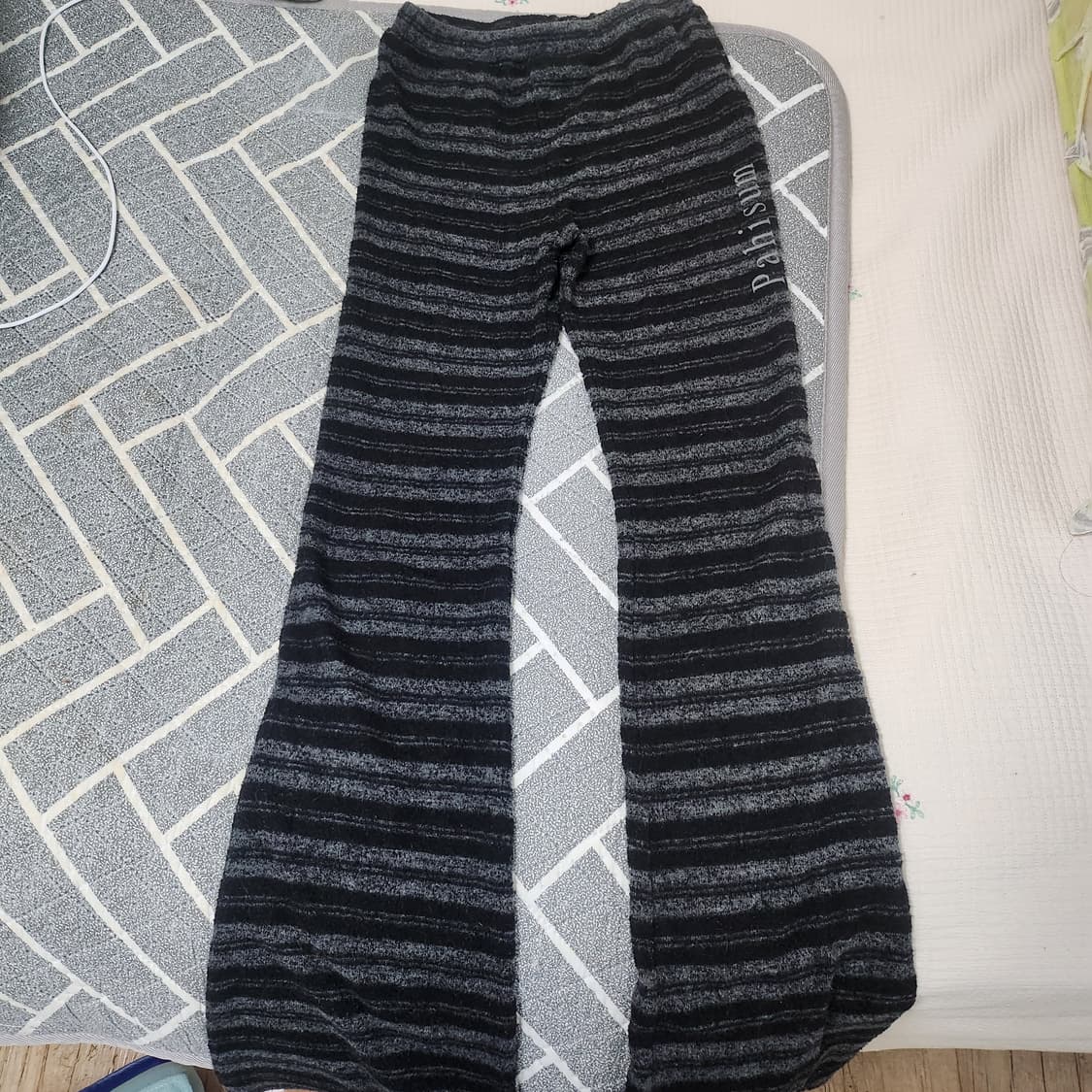 파히섬 스트라이프 슬림 밴딩팬츠 블랙 텐스댄스 상품이미지2