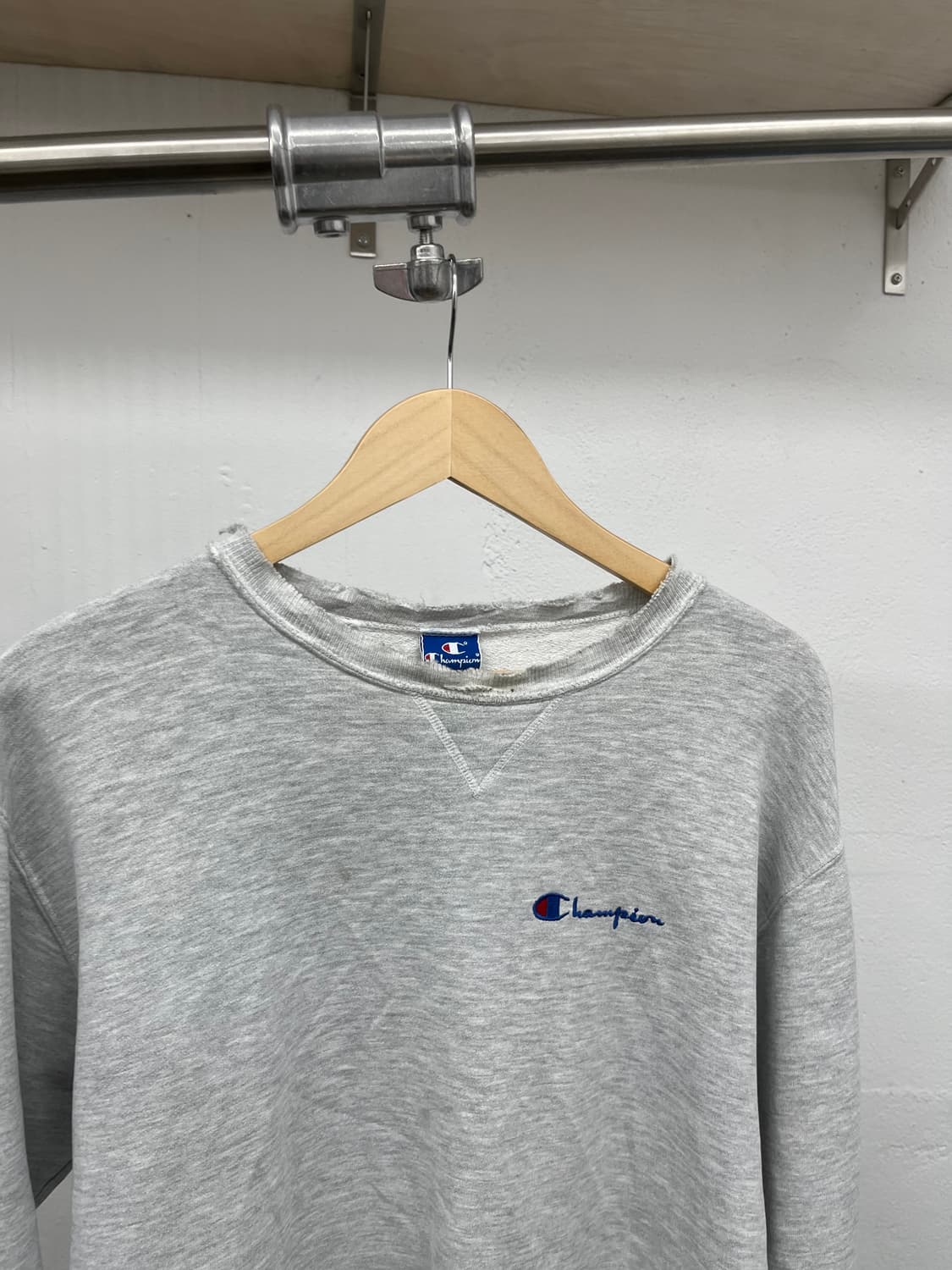 L) 90's USA MADE CHAMPION V-GUESST 맨투맨 상품이미지5