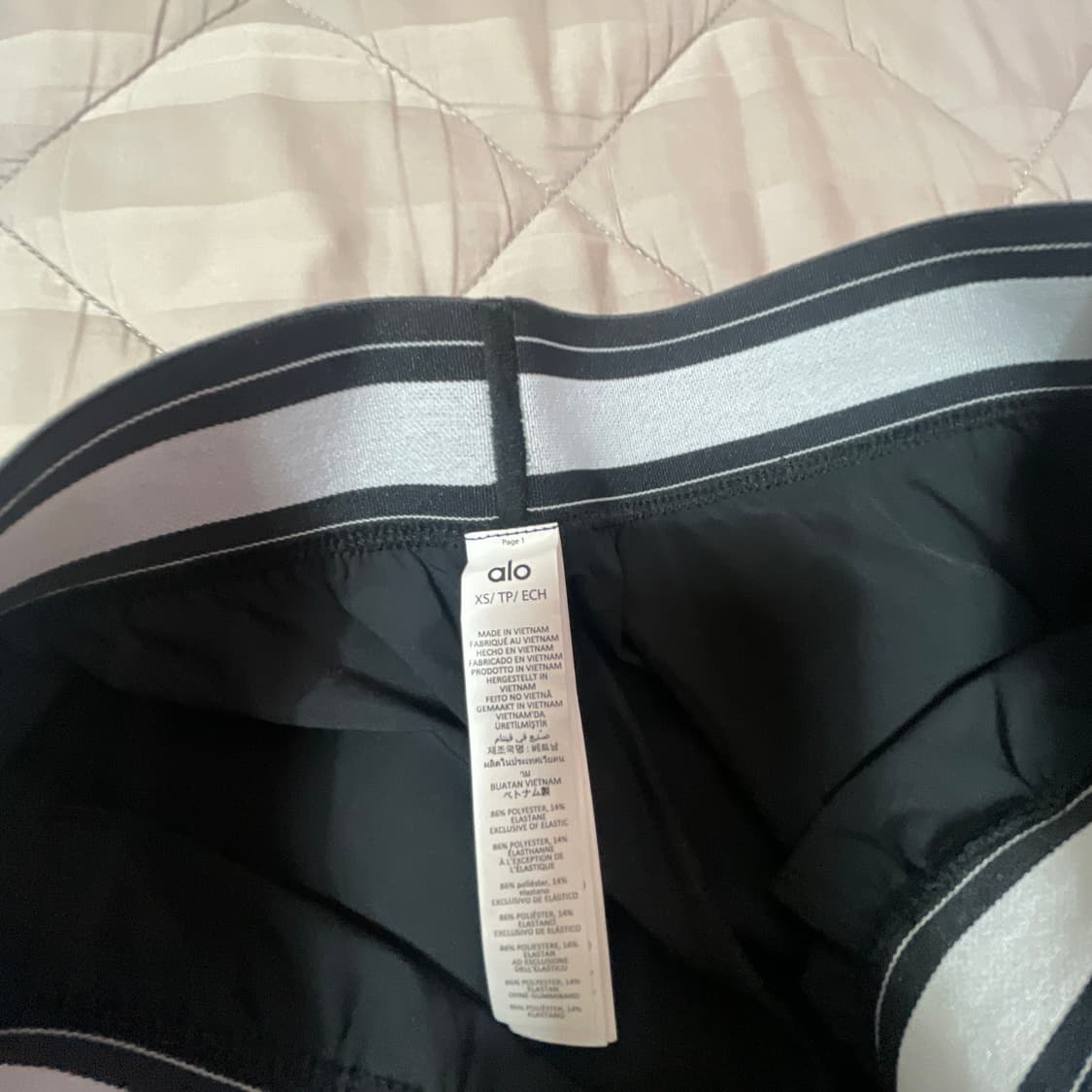 알로 요가 수트업 트라우저 팬츠 레귤러 xs 블랙 상품이미지4