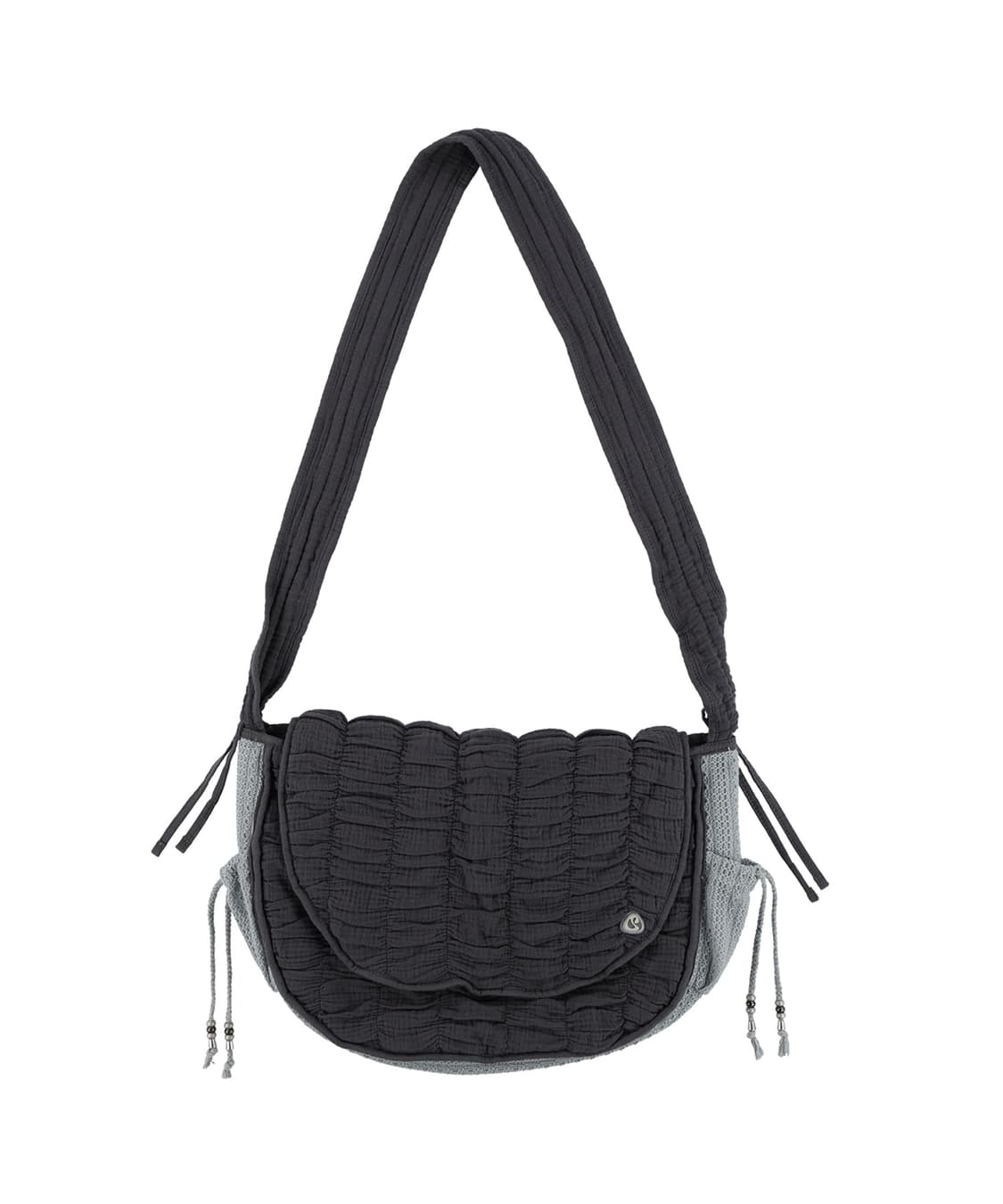 코이세이오 퀄티드 크로스백 차콜 상품이미지1