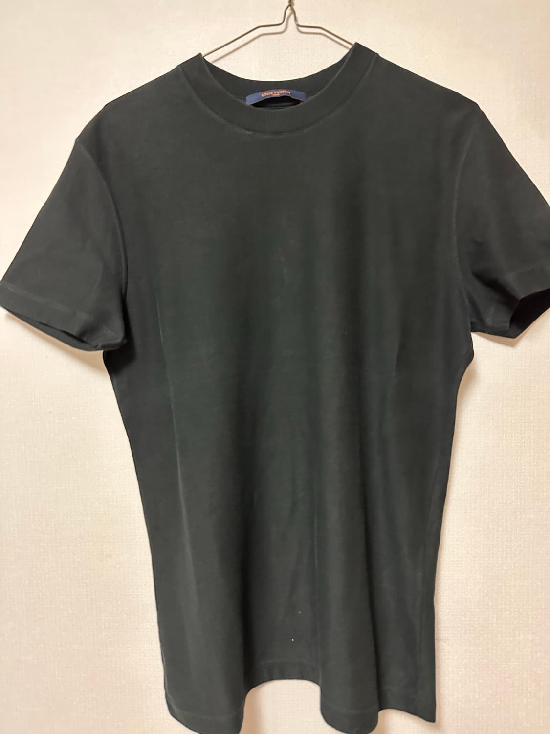 (새상품급!!) [정품] 루이비통 갤럭시 반팔티xs( 남자 95 ) 상품이미지1