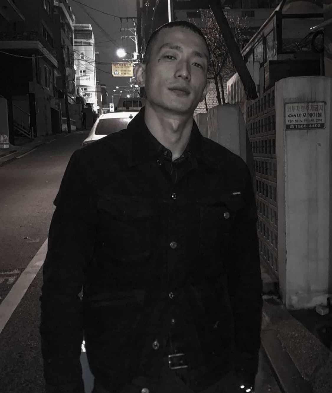 톰포드 코듀로이 트러커 자켓 상품이미지1