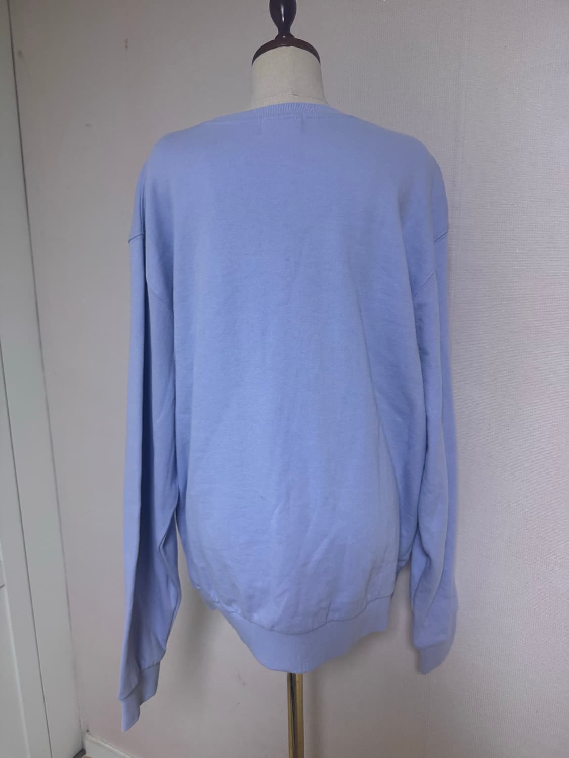 BEAKER 콜라보 맨투맨 미착용  상품이미지5