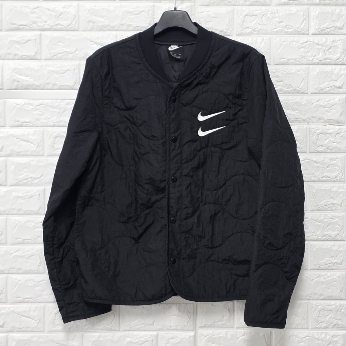 택포// 나이키 더블 스우시 퀄티드 바람막이 M 상품이미지1