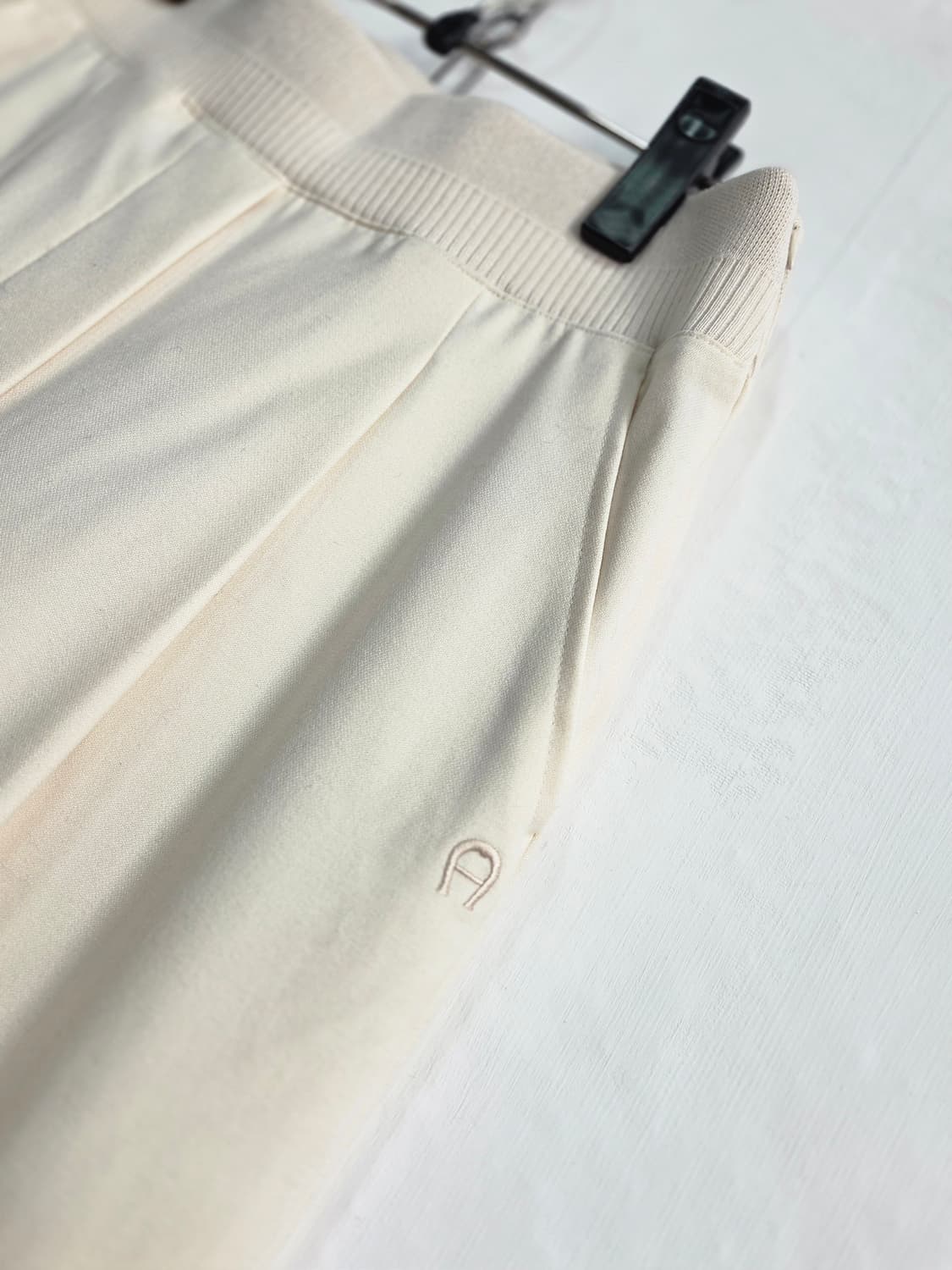 아이그너AIGNER 아이보리 와이드 팬츠 30 상품이미지2