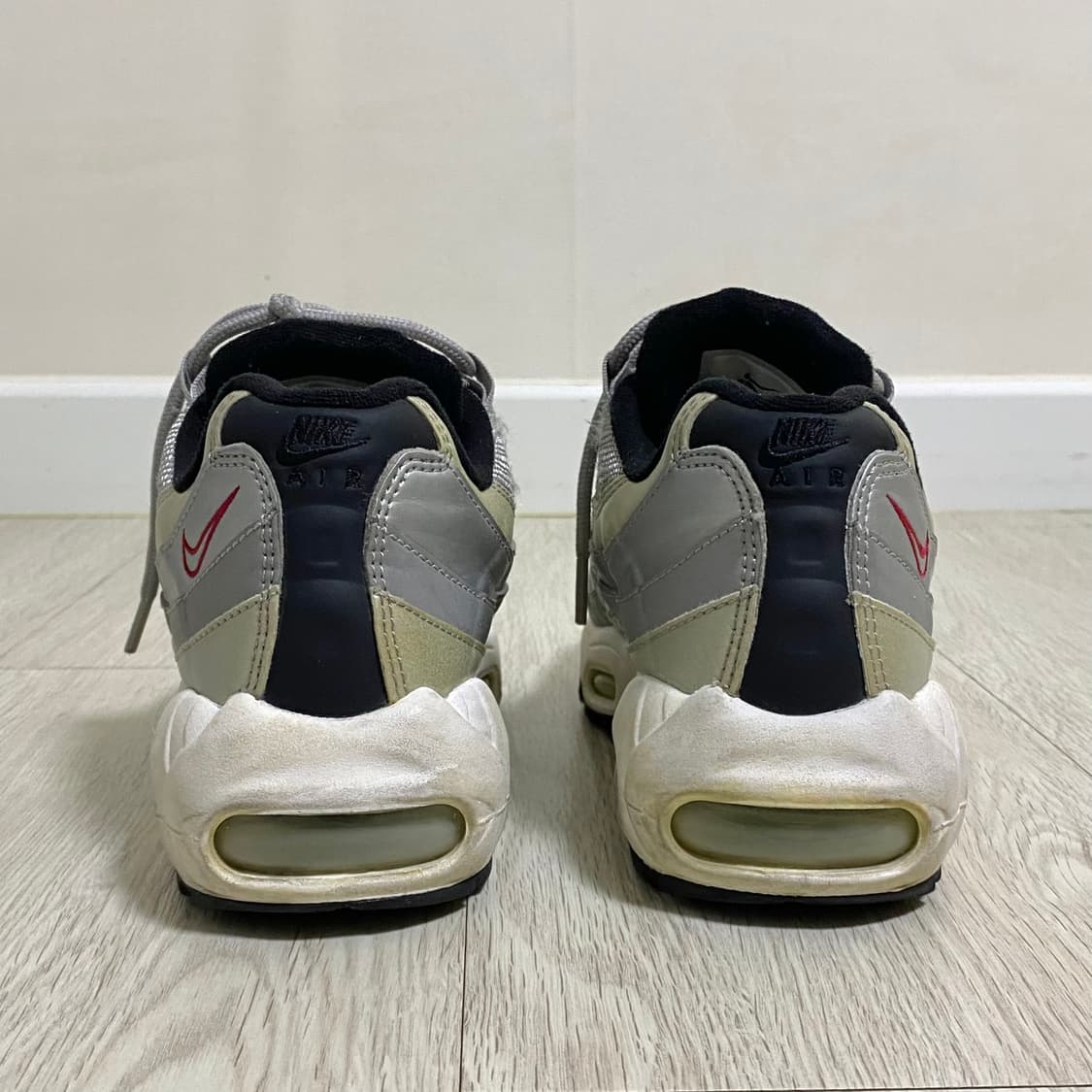 나이키 에어맥스95 실버불렛 상품이미지8