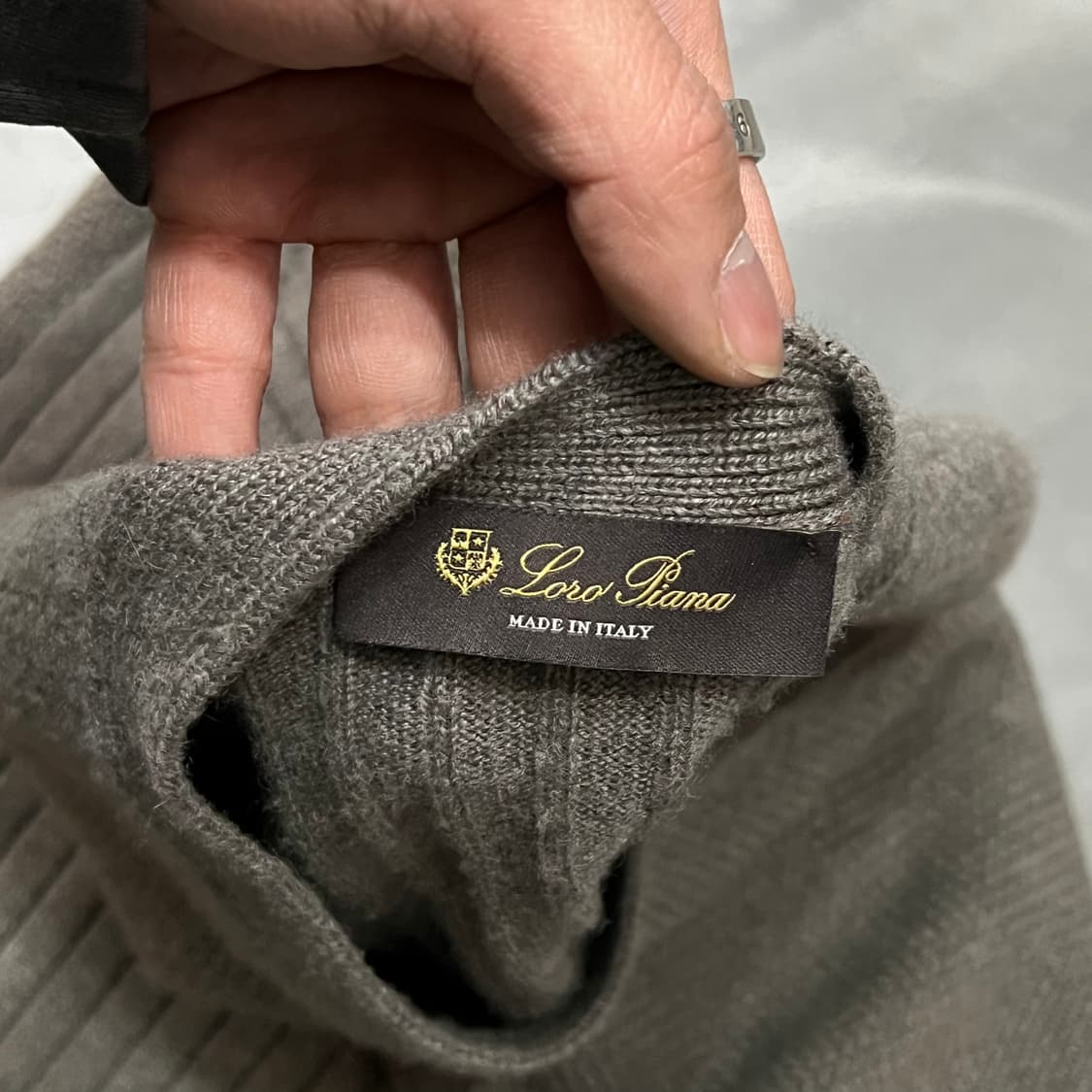  로로피아나 캐시미어 베스트 y15192 상품이미지7