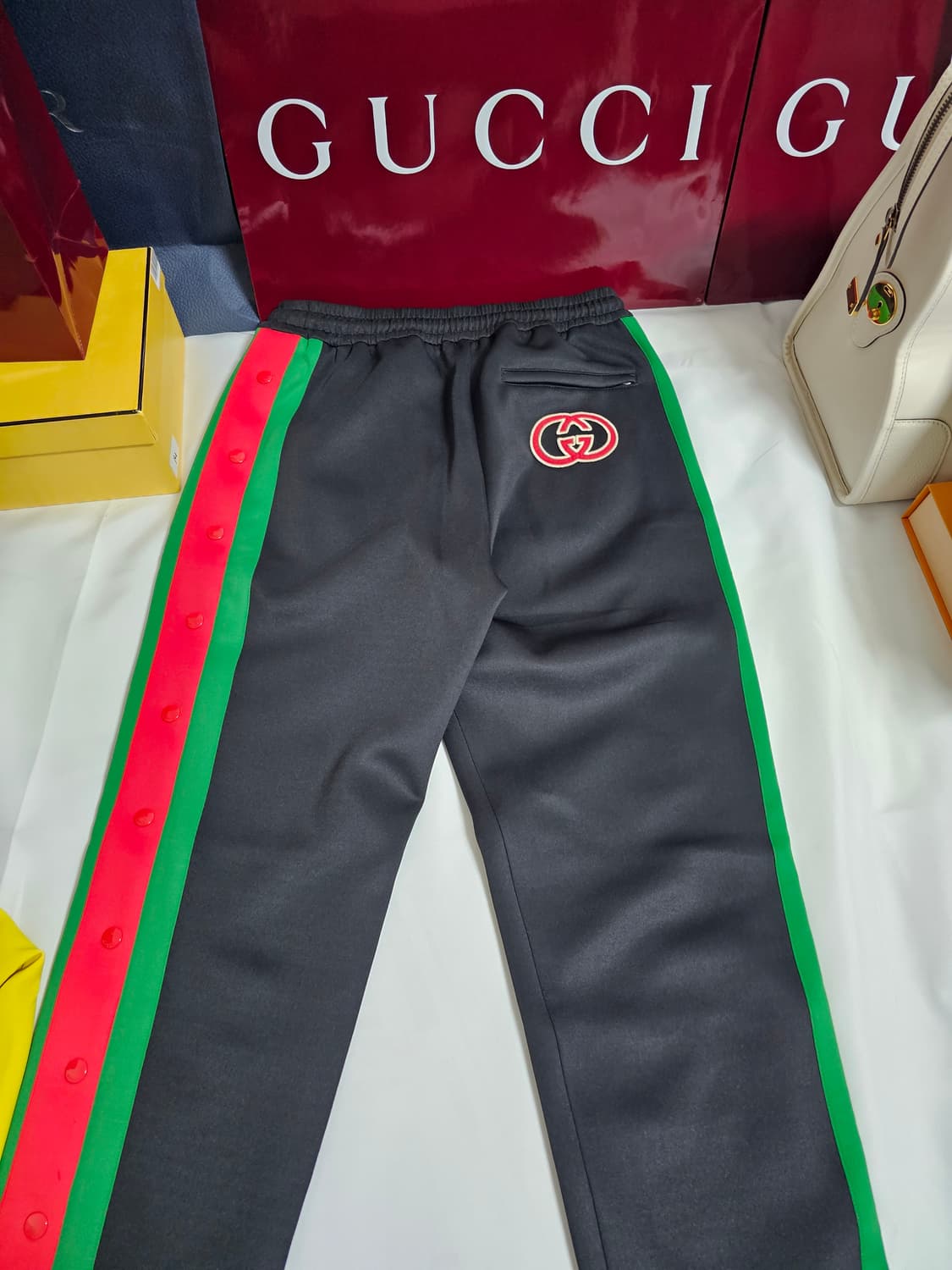 (새상품)구찌 테크니컬 웹삼선 상하의셋업 상품이미지5