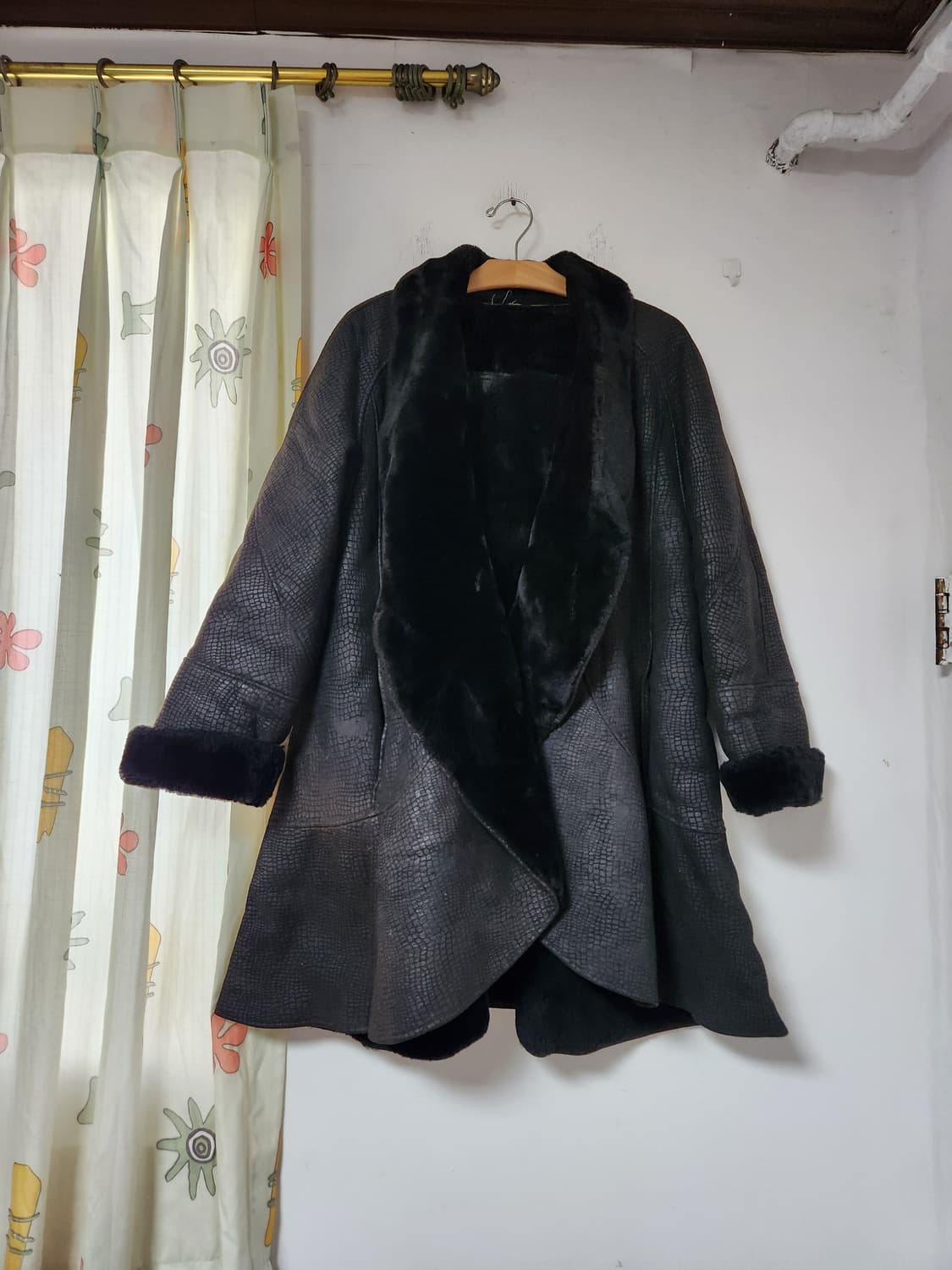 블랙 양털 무스탕  여성 77~88 상품이미지1