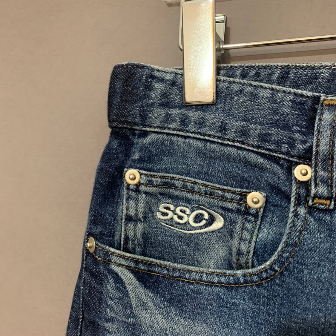 30인치 시스템옴므 18 사이드 배색 워싱 컷팅 스판 데님 청바지 상품이미지4