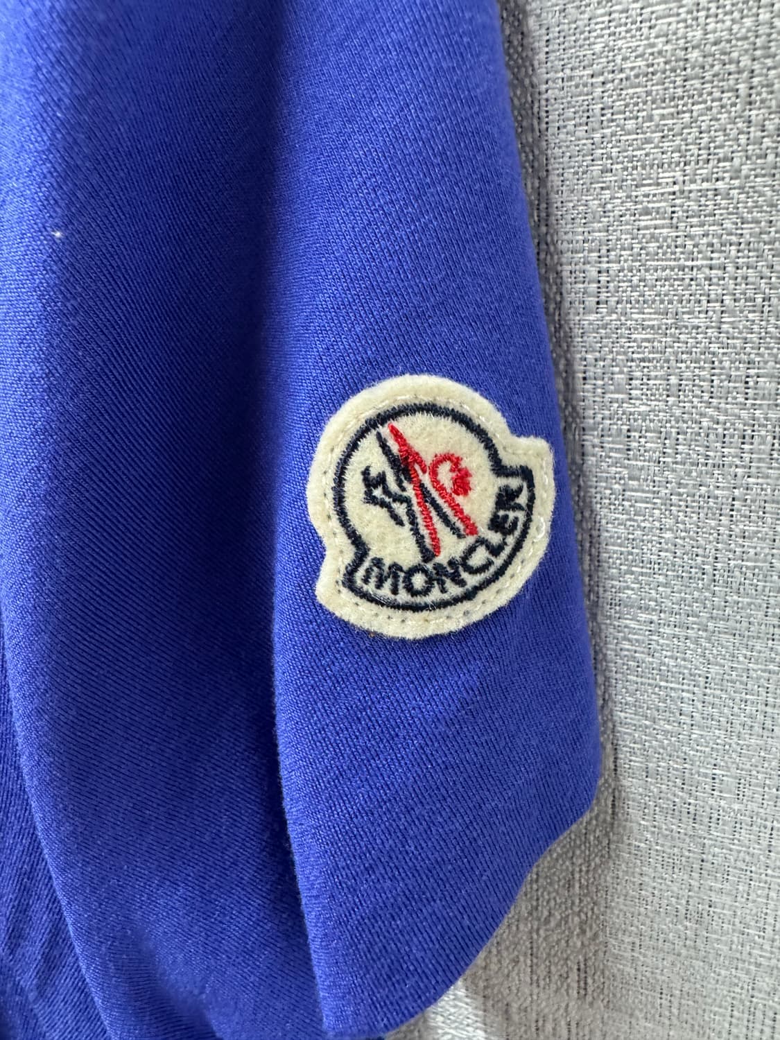 몽클레어 로고 드레이핑 셔링 반팔티 L(M) 상품이미지3