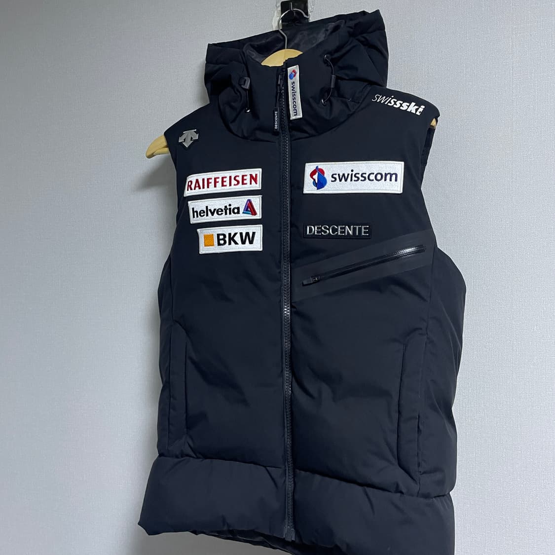 데상트 레플리카 볼륨 다운 베스트 M (남성 100정도 상품이미지1