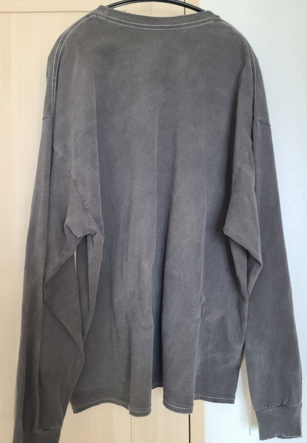 [2] 안셀름 롱슬리브 티셔츠 블랙 상품이미지4