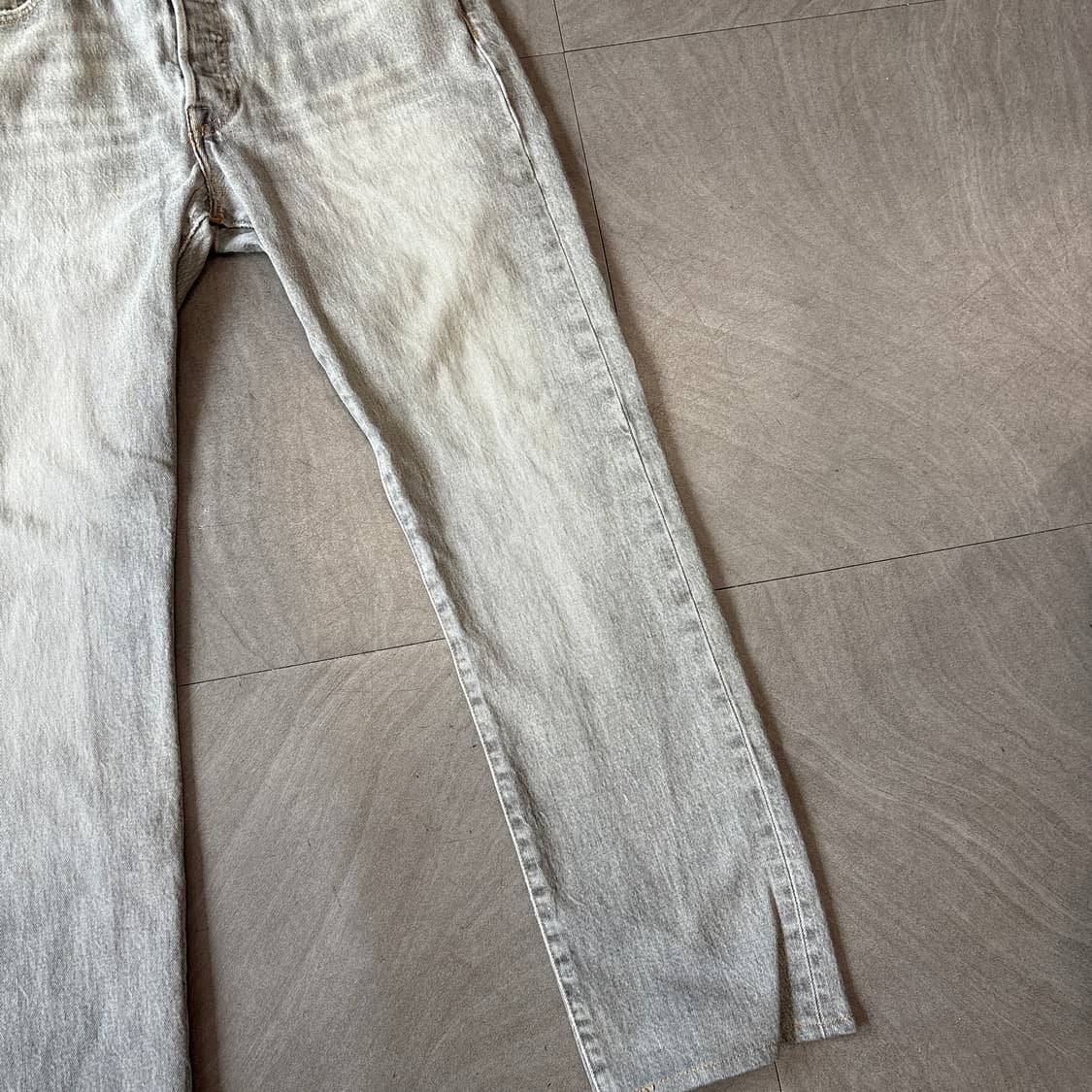 리바이스 정품 501 라이트그레이 데님 팬츠 상품이미지3