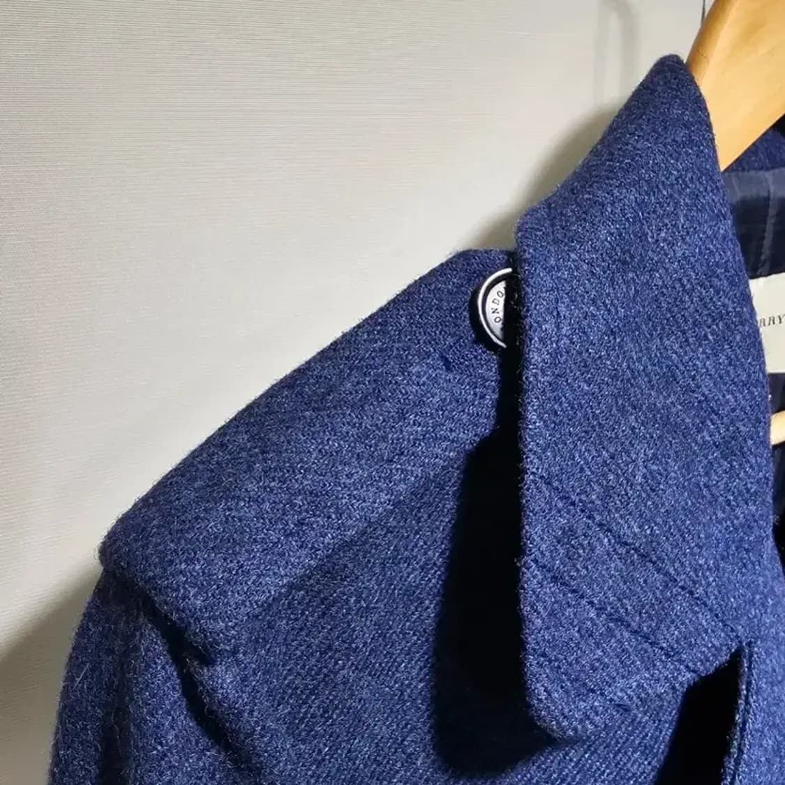 [정품] 버버리 런던 이탈리아 메이드 울 숏 자켓 55 상품이미지5