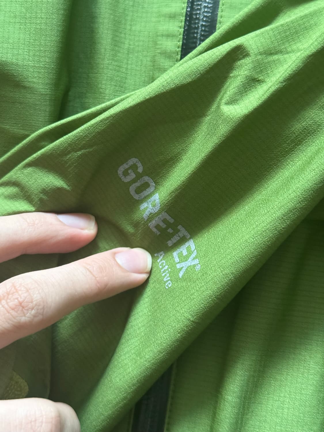 (105) 몽벨 고어텍스 바람막이 상품이미지3