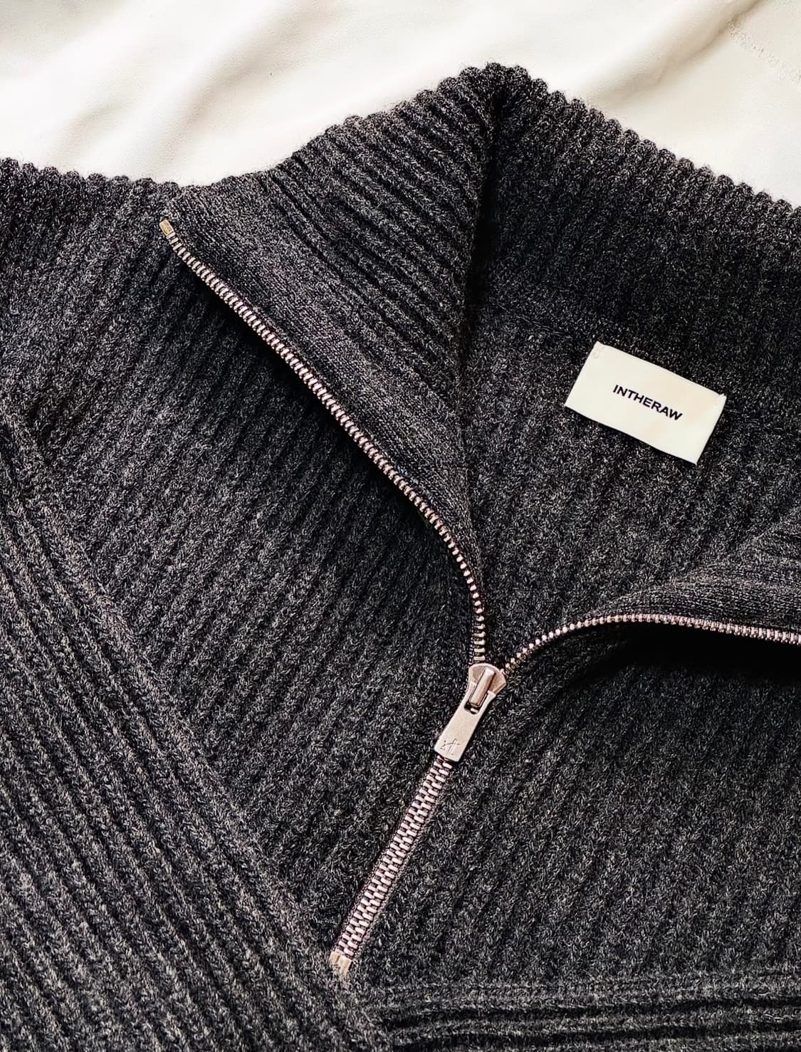 인더로우 하프집업 23FW 2사이즈 상품이미지1