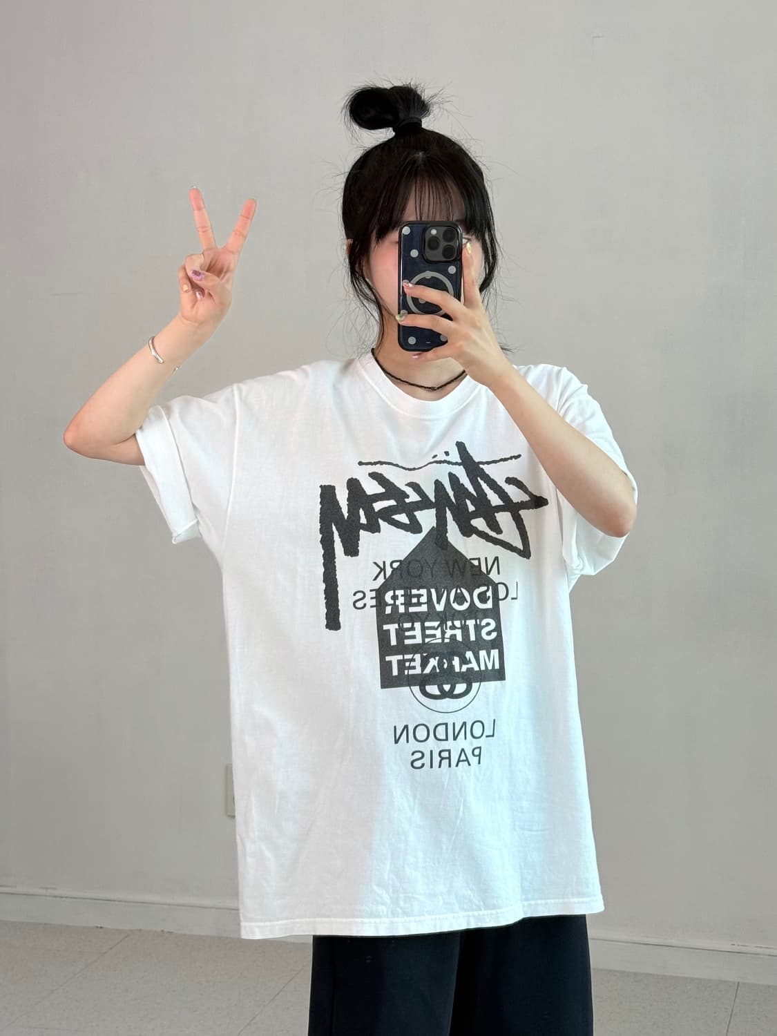 스투시 화이트 월드투어 반팔티 상품이미지3