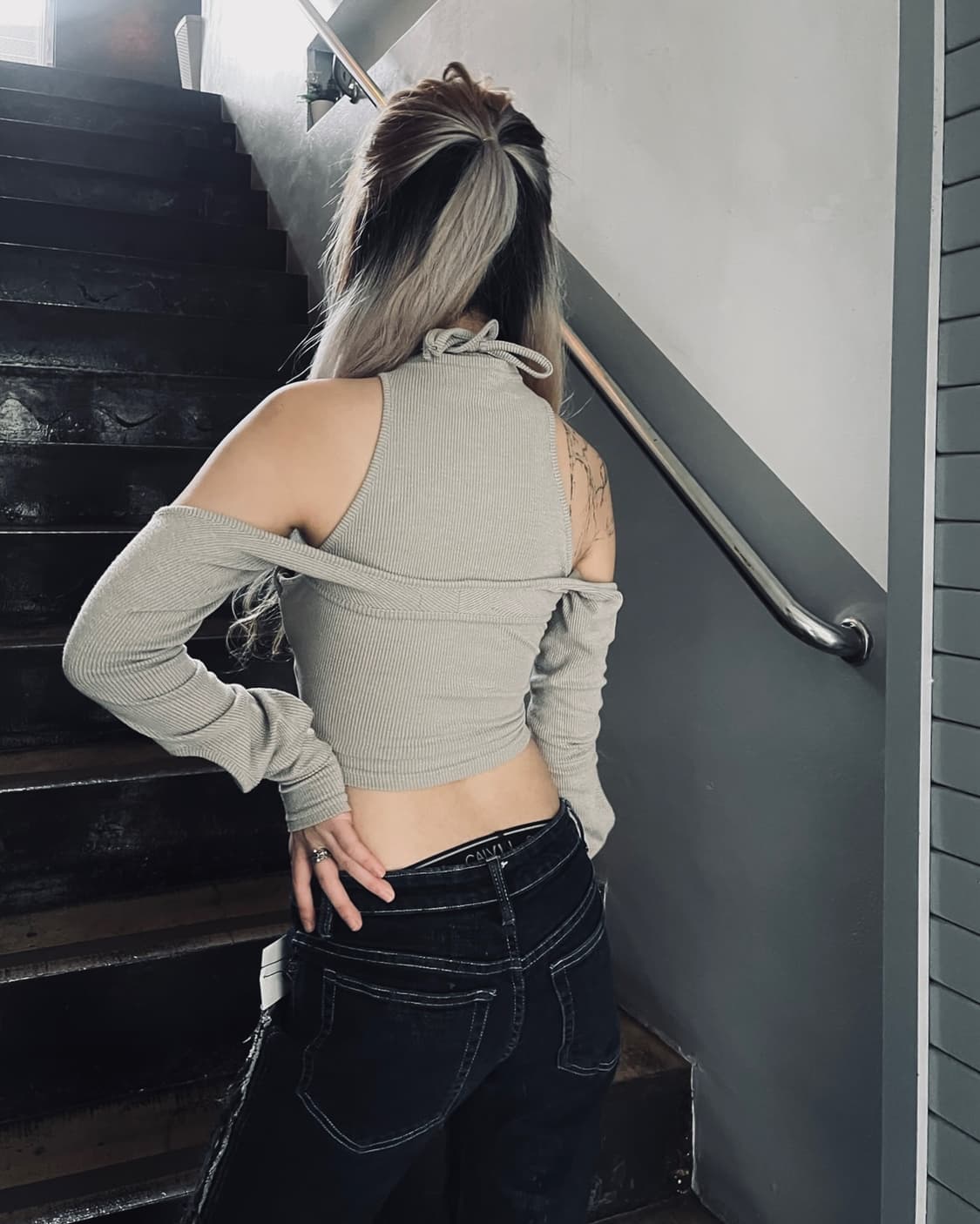 혜인 서 마크라메 투웨이 슬림 워머탑 상품이미지8