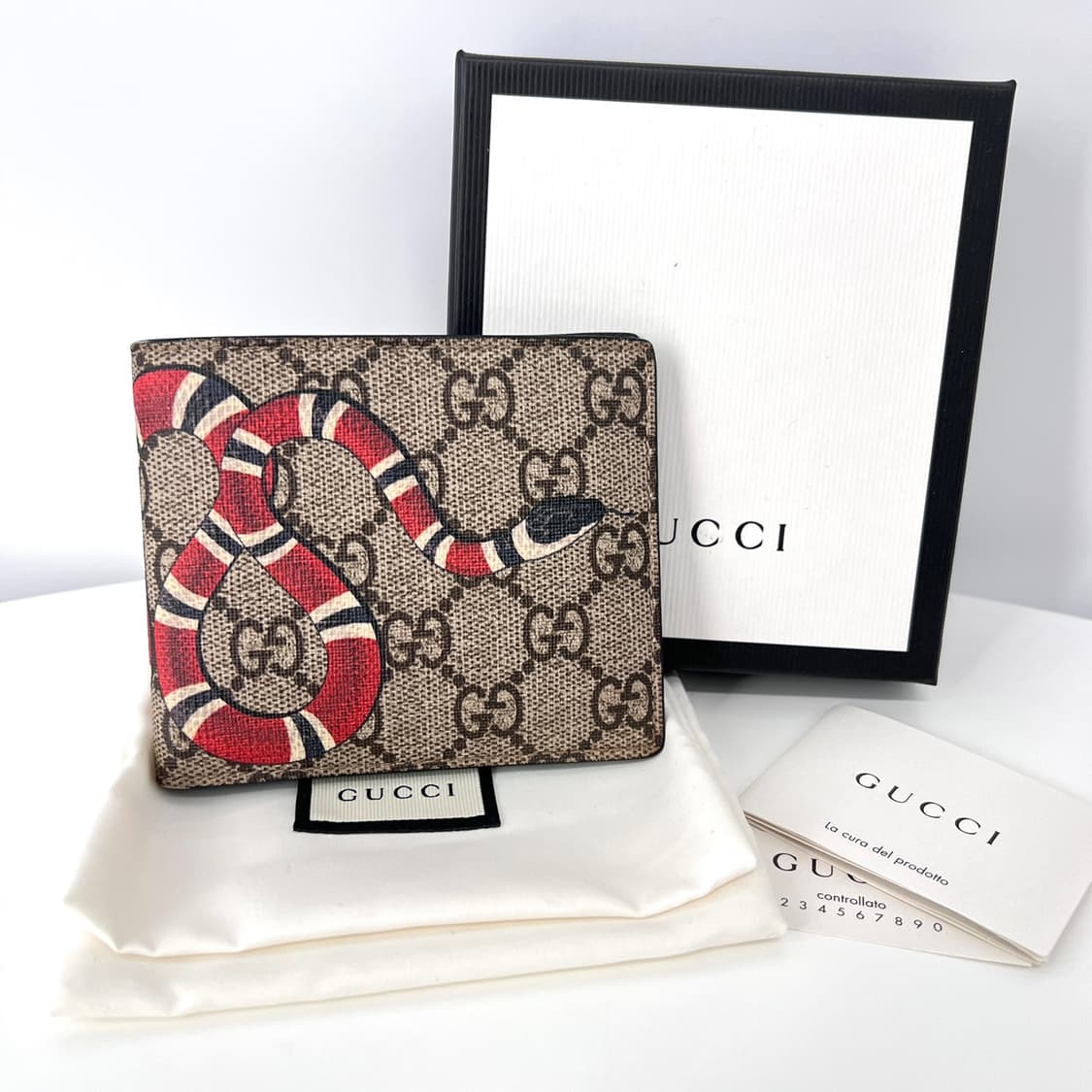 구찌 GG 수프림 스네이크 반지갑 (451268) 상품이미지1