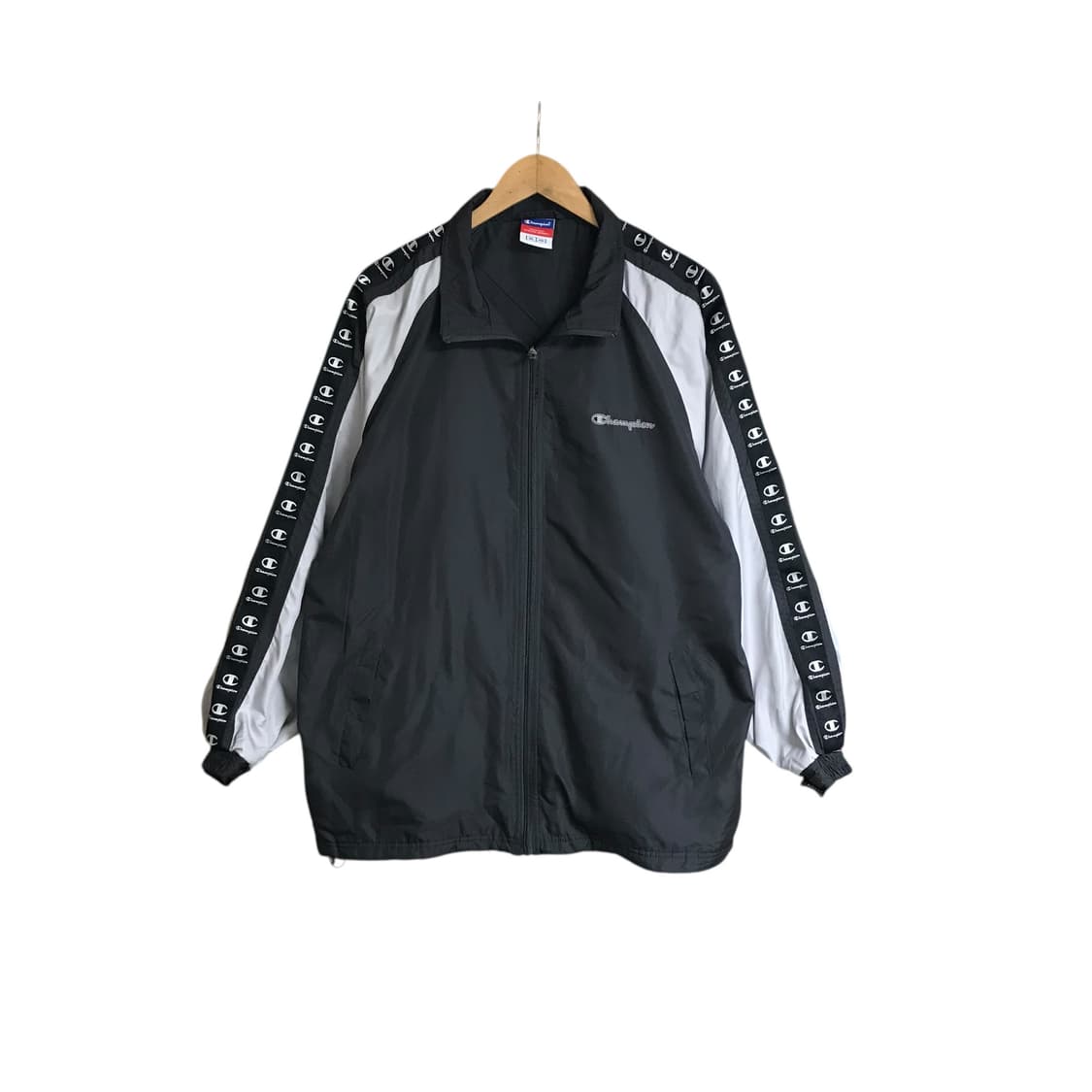 챔피온 사이드라인 바람막이 상품이미지2