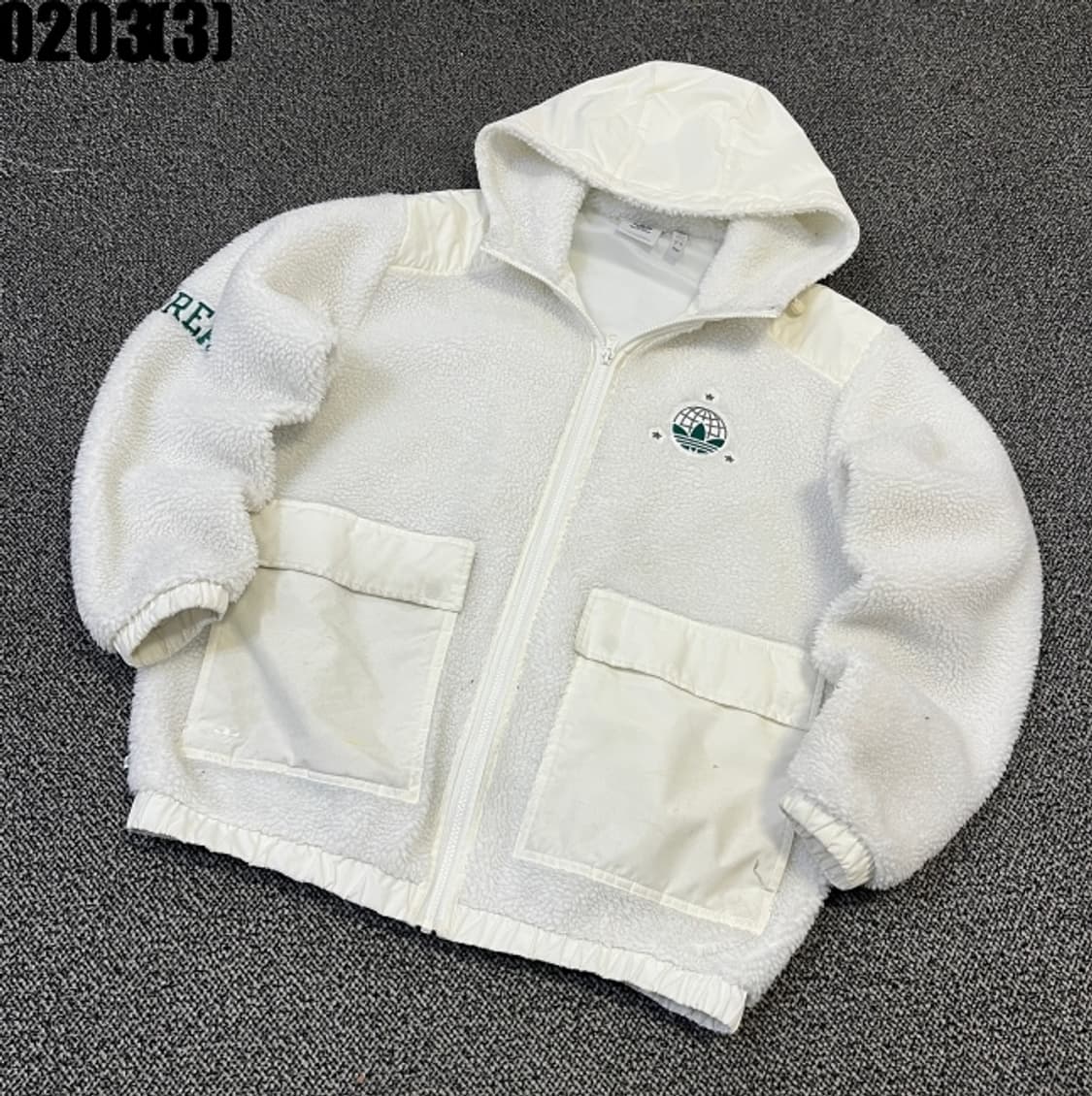 아디다스 플리스 후드 자켓 상품이미지1