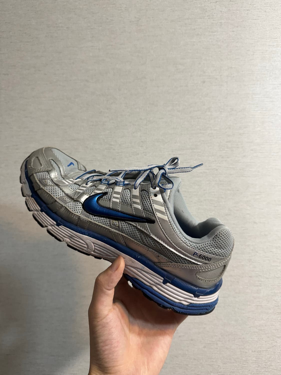 나이키 p-6000 메탈릭실버 285 상품이미지3