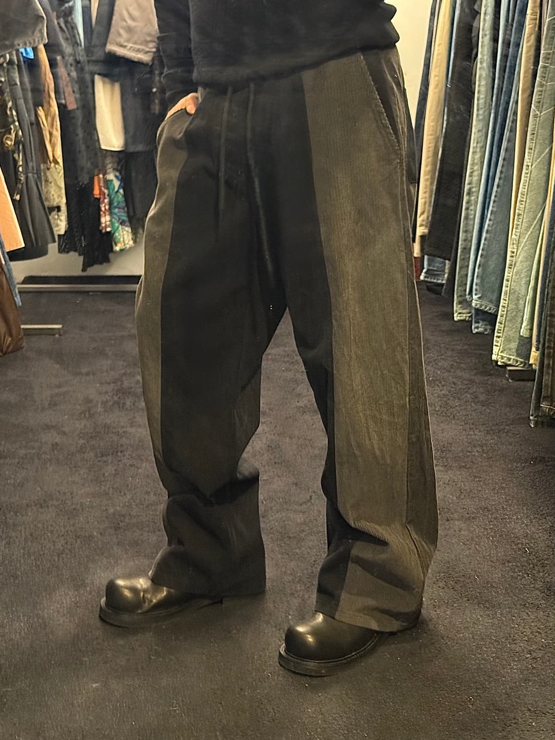 이넥시스 코듀로이 골덴 절개 블랙 차콜 배색 밴딩 와이드 통바지 끈 30 상품이미지1