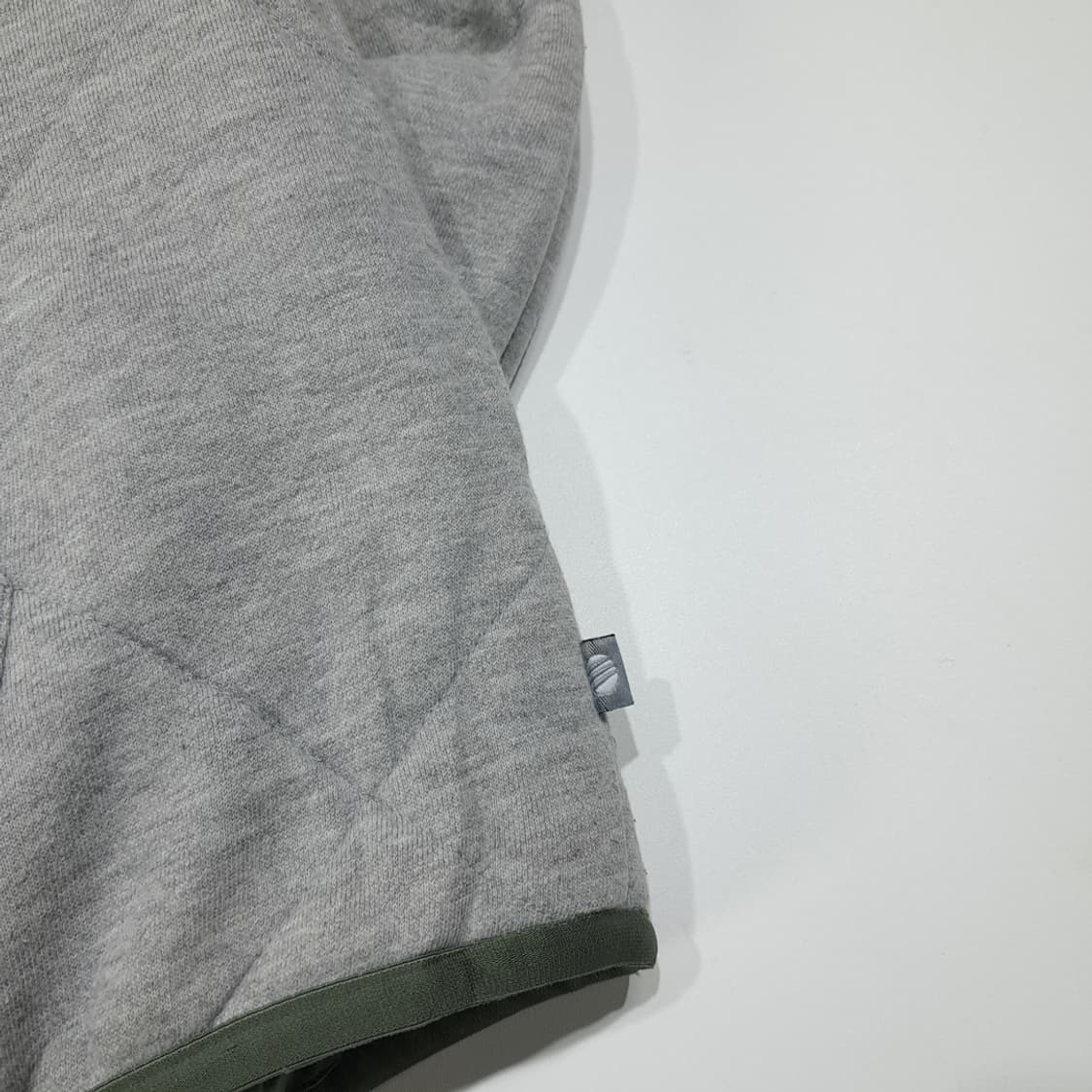 CL410 XL 아디다스 양면 퀼팅 후드 그레이올리브 자켓 아우터 상품이미지7