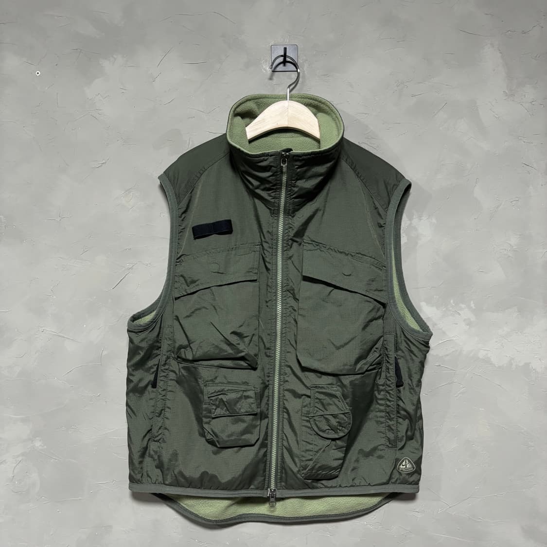 나이키 acg 유틸리티 후리스 나일론 조끼 베스트 카키 상품이미지1