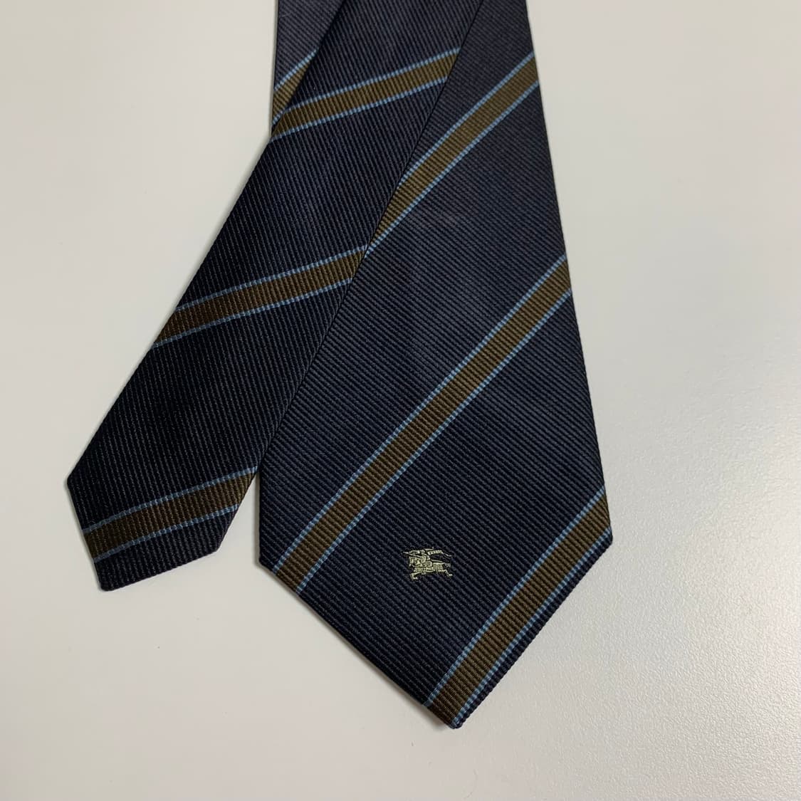 버버리(BURBERRY) 정장 스트라이프 넥타이 명품 A+등급 7.8cm 상품이미지4