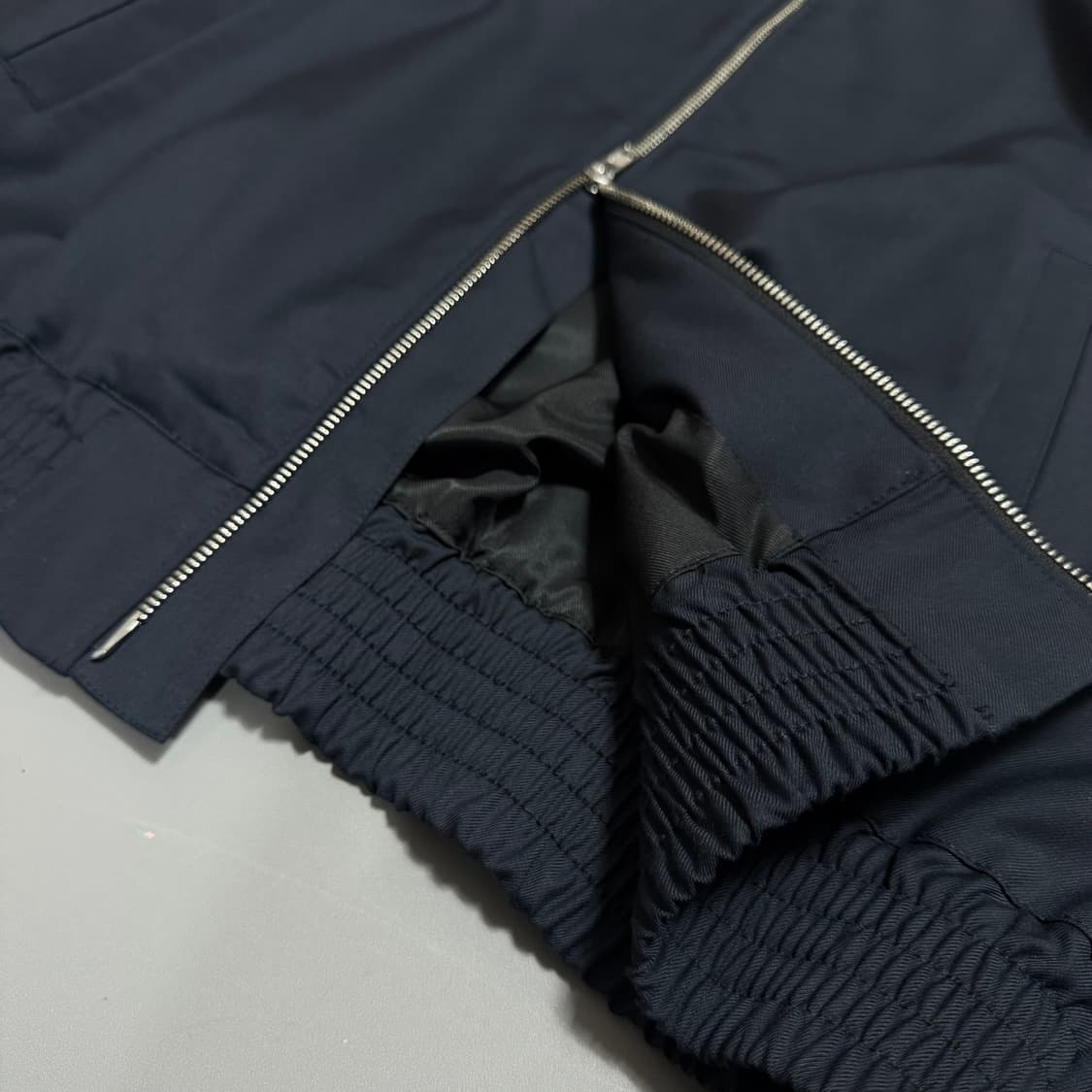 AZUL by moussy 네이비컬러 더블 집업 하이넥 블루종 자켓  상품이미지6