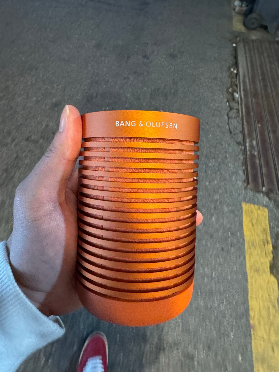 뱅앤올룹슨 익스플로어 오렌지 상품이미지2