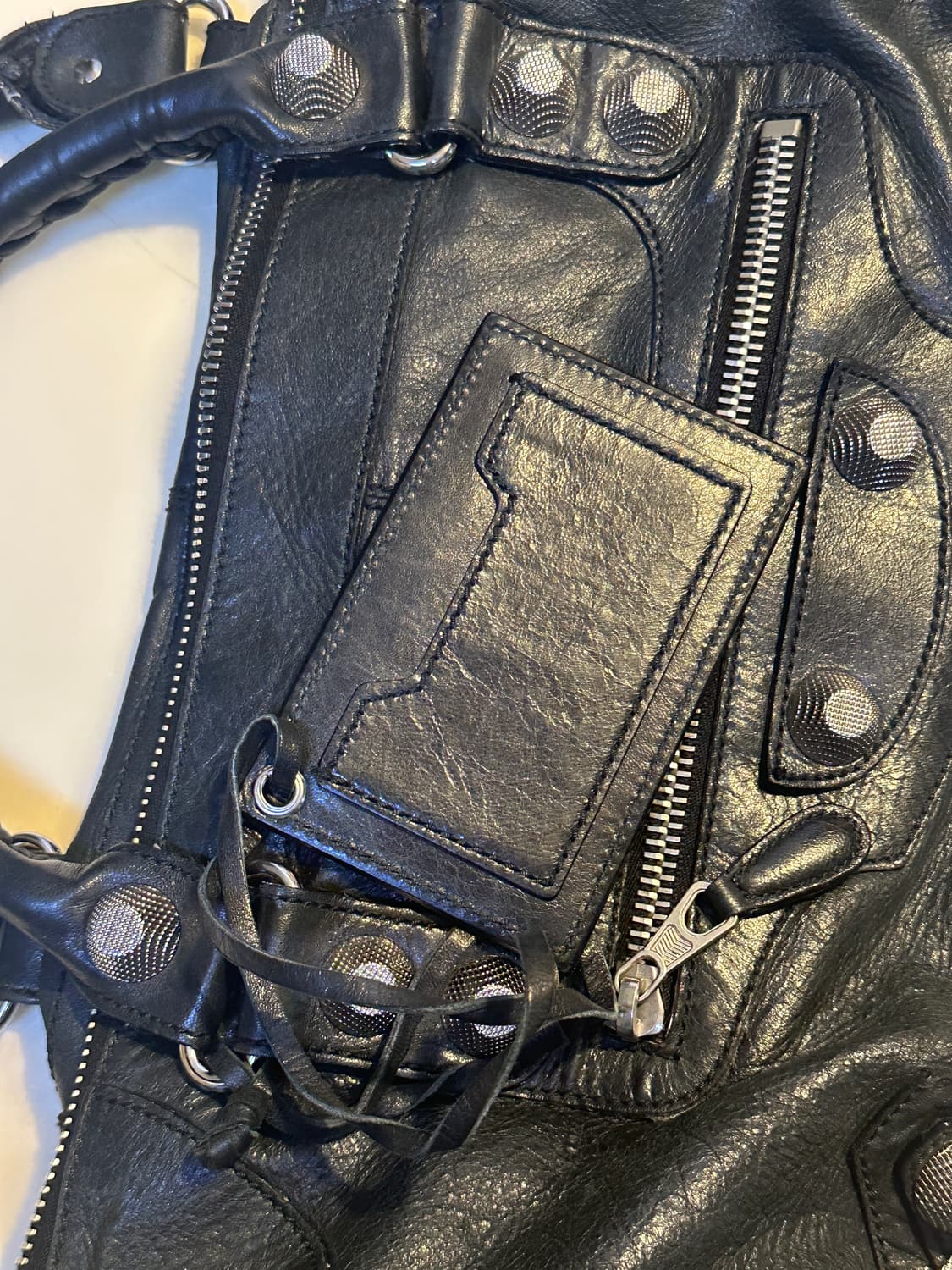 발렌시아가 모터백 라지 블랙 상품이미지8