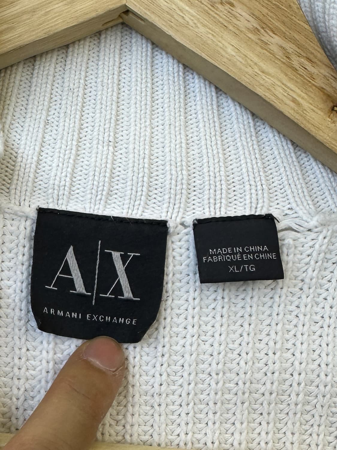 아르마니 익스체인지 다이애그널 집업 리브드 스웨터 상품이미지5